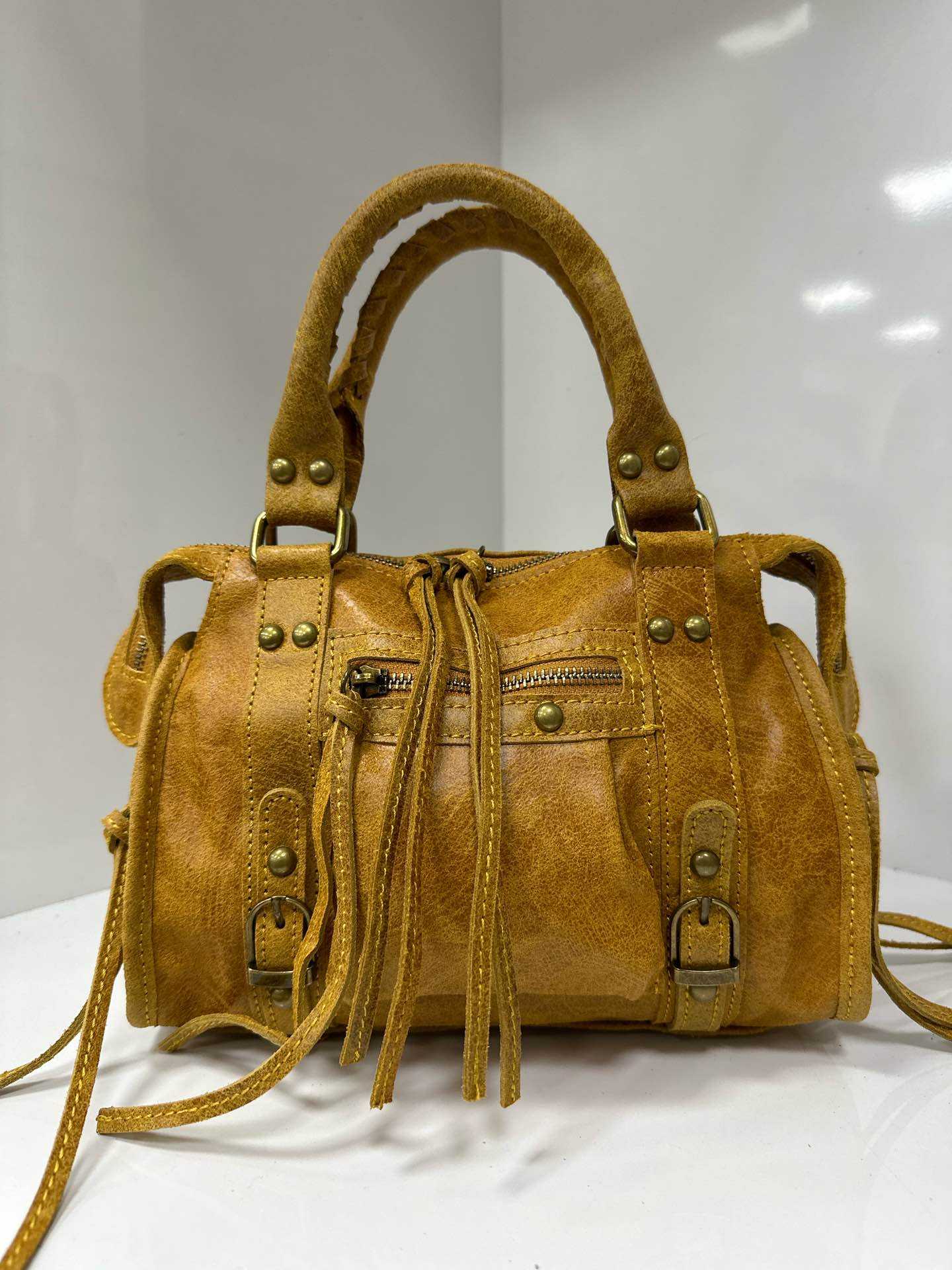 City bag piccola vera pelle