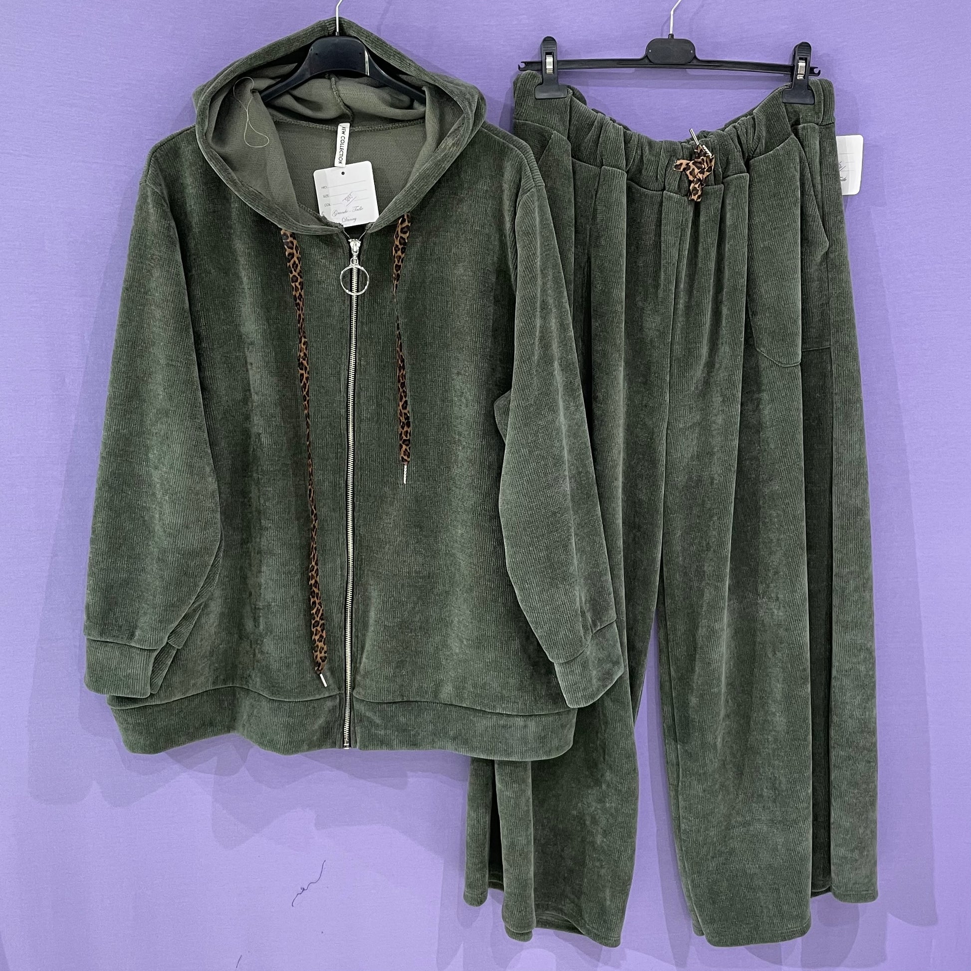 Maxi tuta dettagli animalier curvy