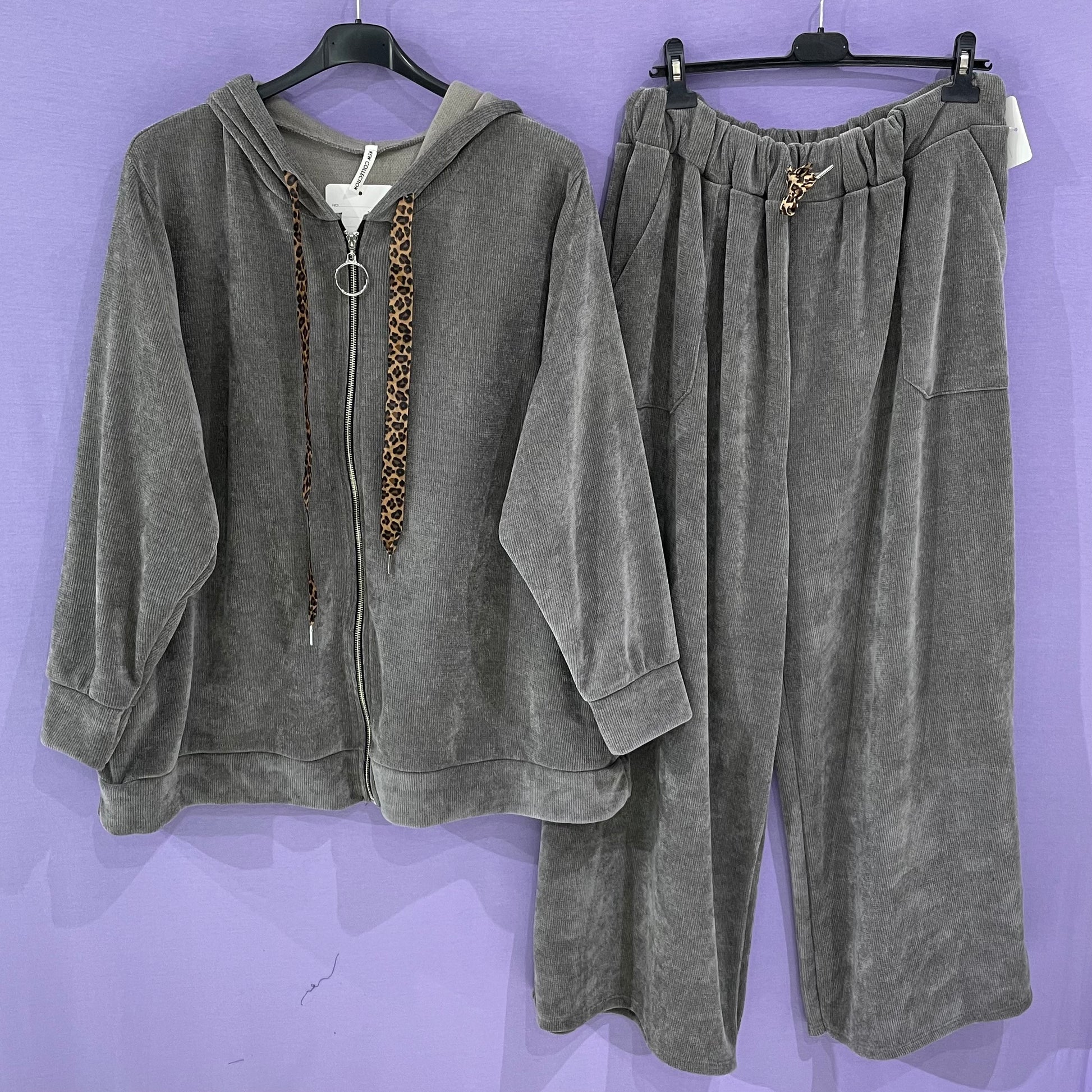 Maxi tuta dettagli animalier curvy