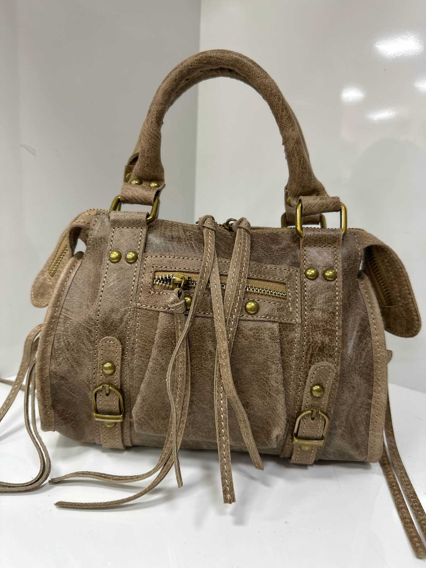 City bag piccola vera pelle