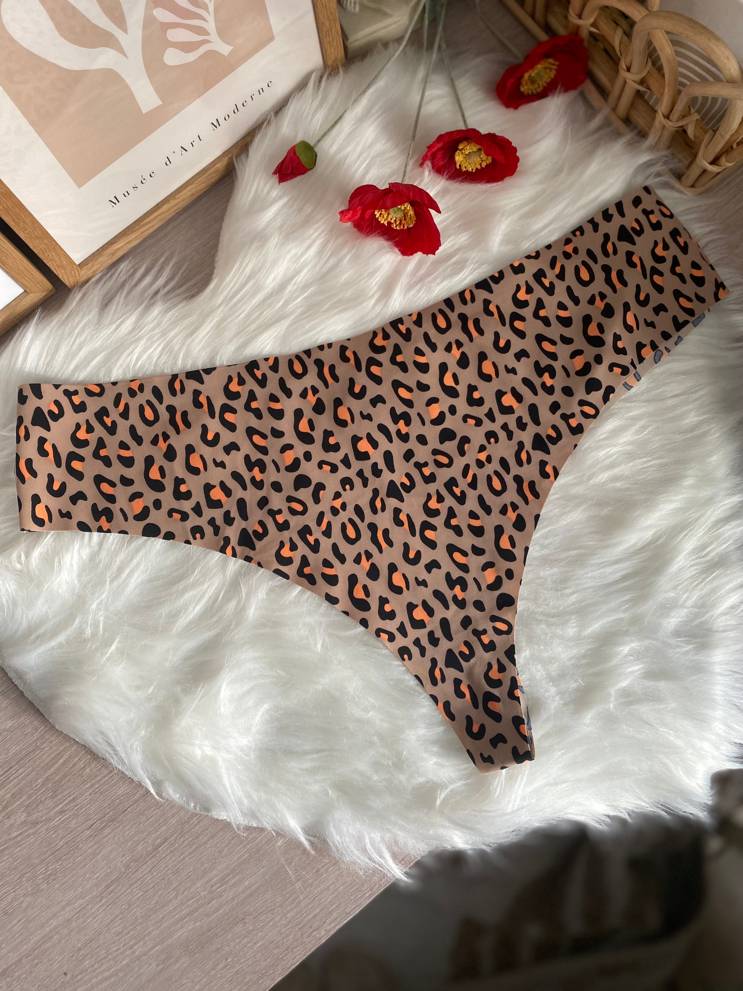 Tanga curvy microfibra invisibile taglio laser