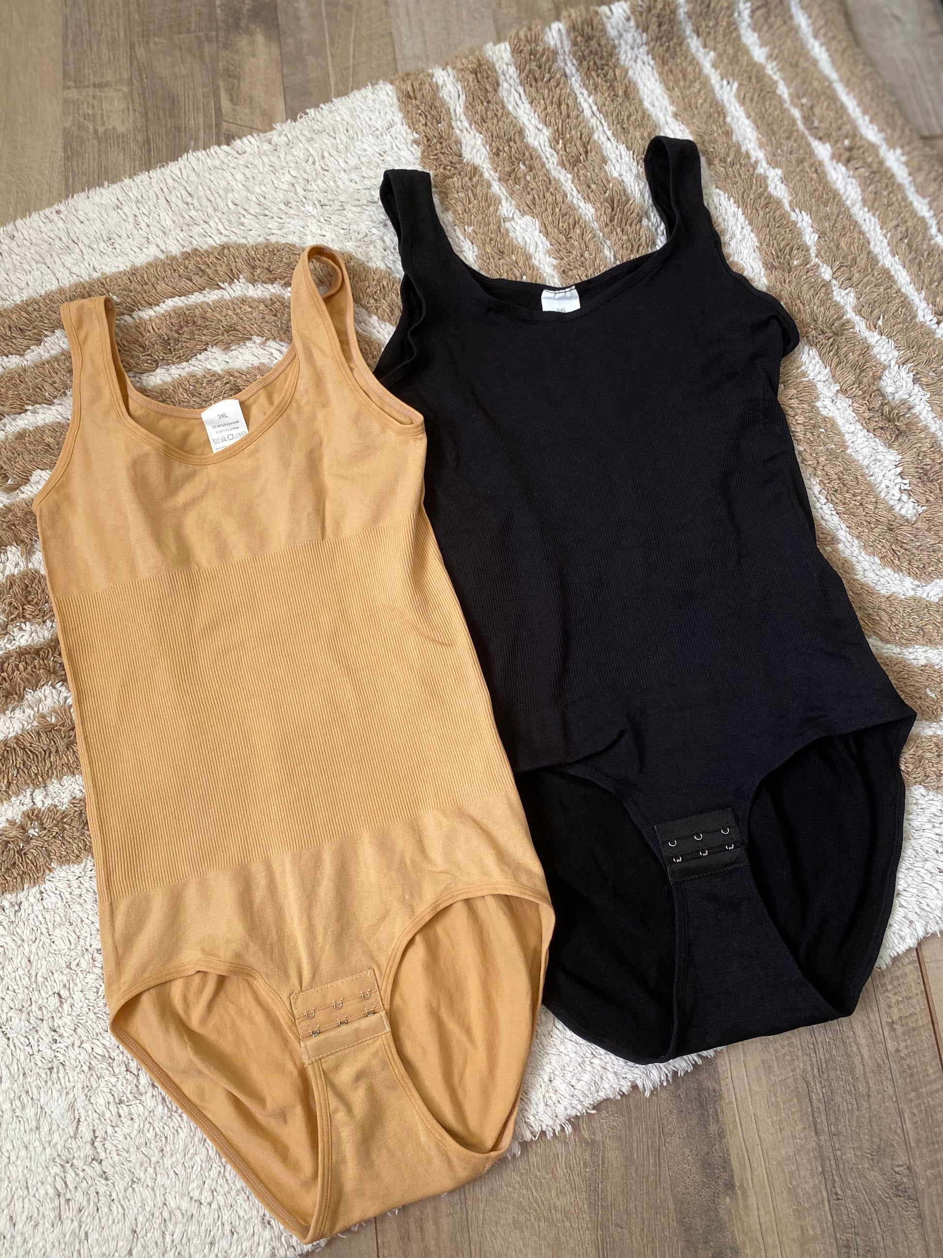 Body contenitivo elasticizzato a costine donna curvy