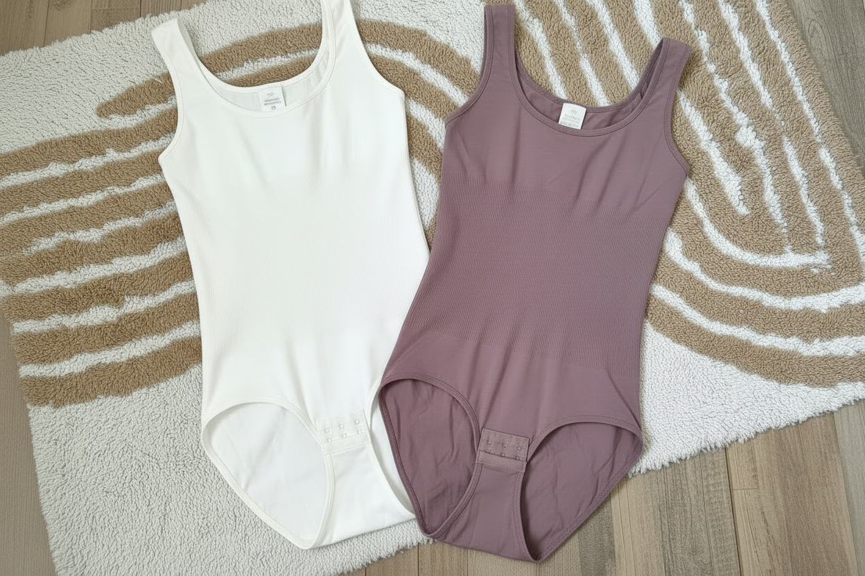 Body contenitivo elasticizzato a costine donna curvy