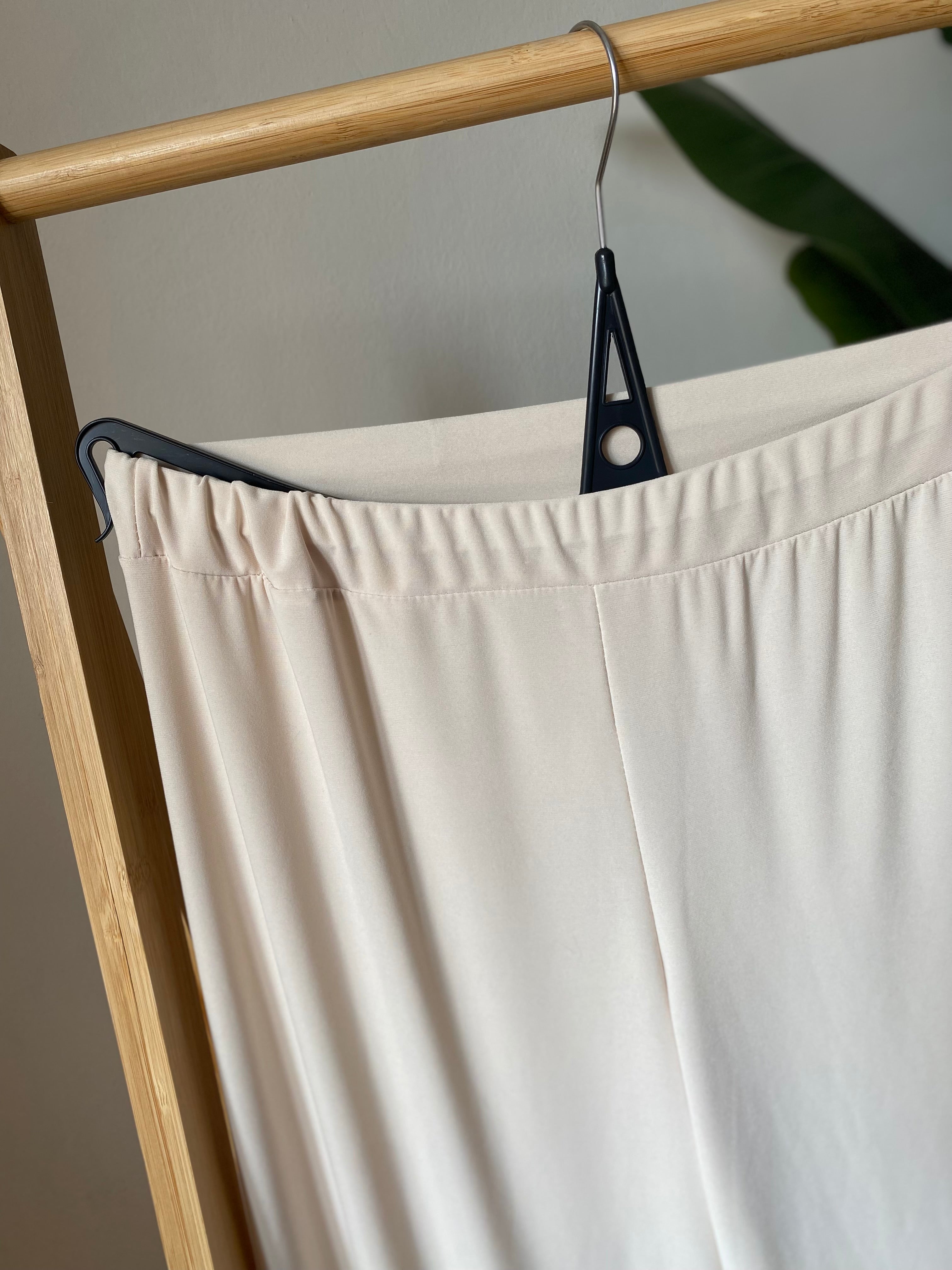 Panta basic taglie comode in viscosa