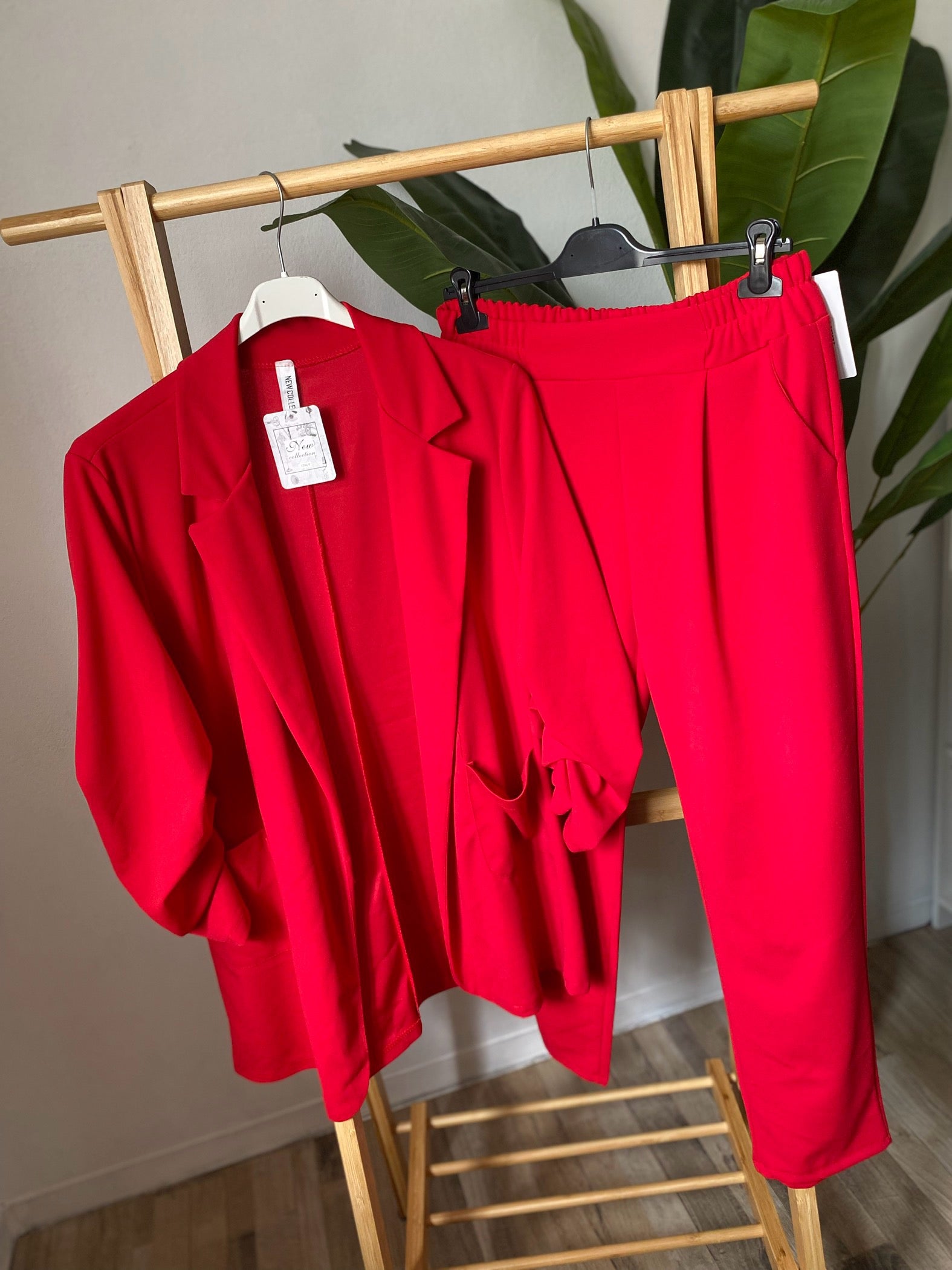 Tailleur manica arricciata