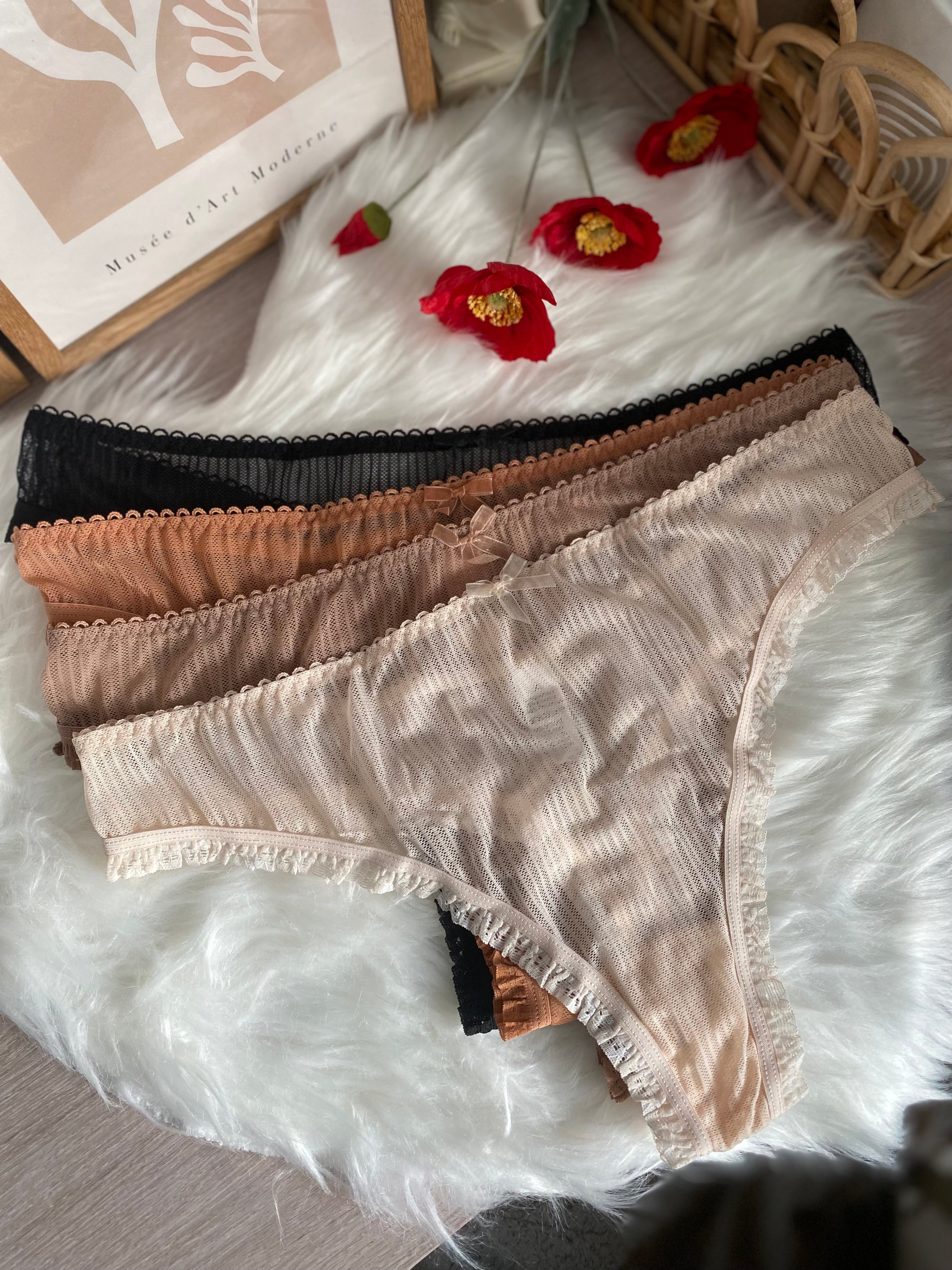 Tanga ricamato curvy traforato