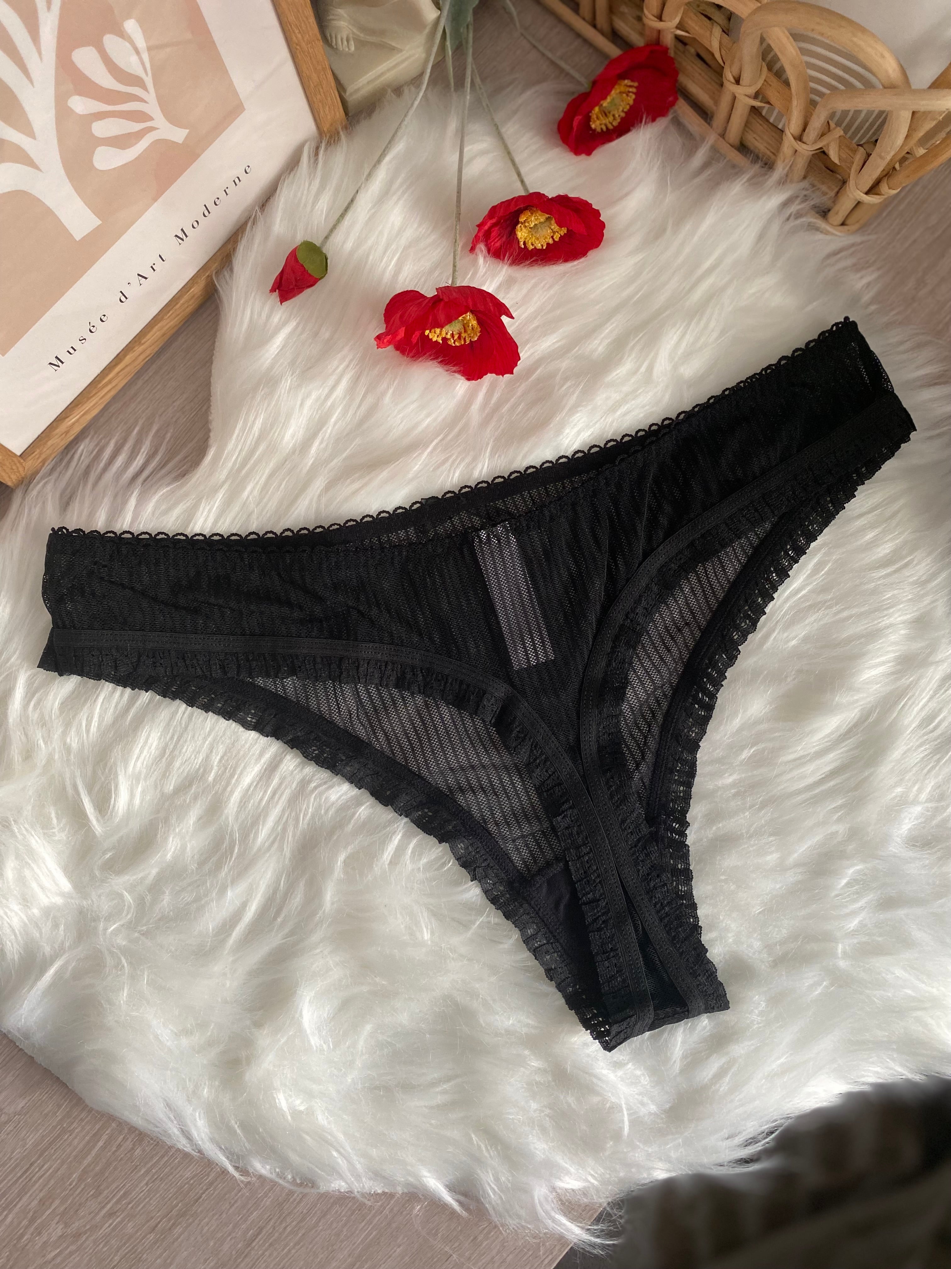 Tanga ricamato curvy traforato