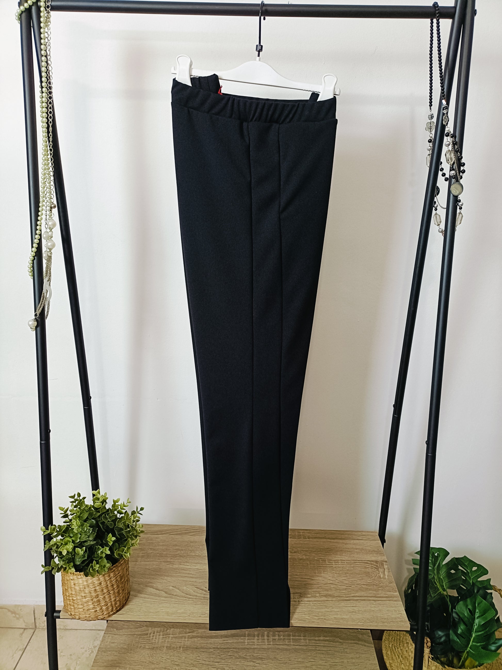 Pantalone crepè tasche