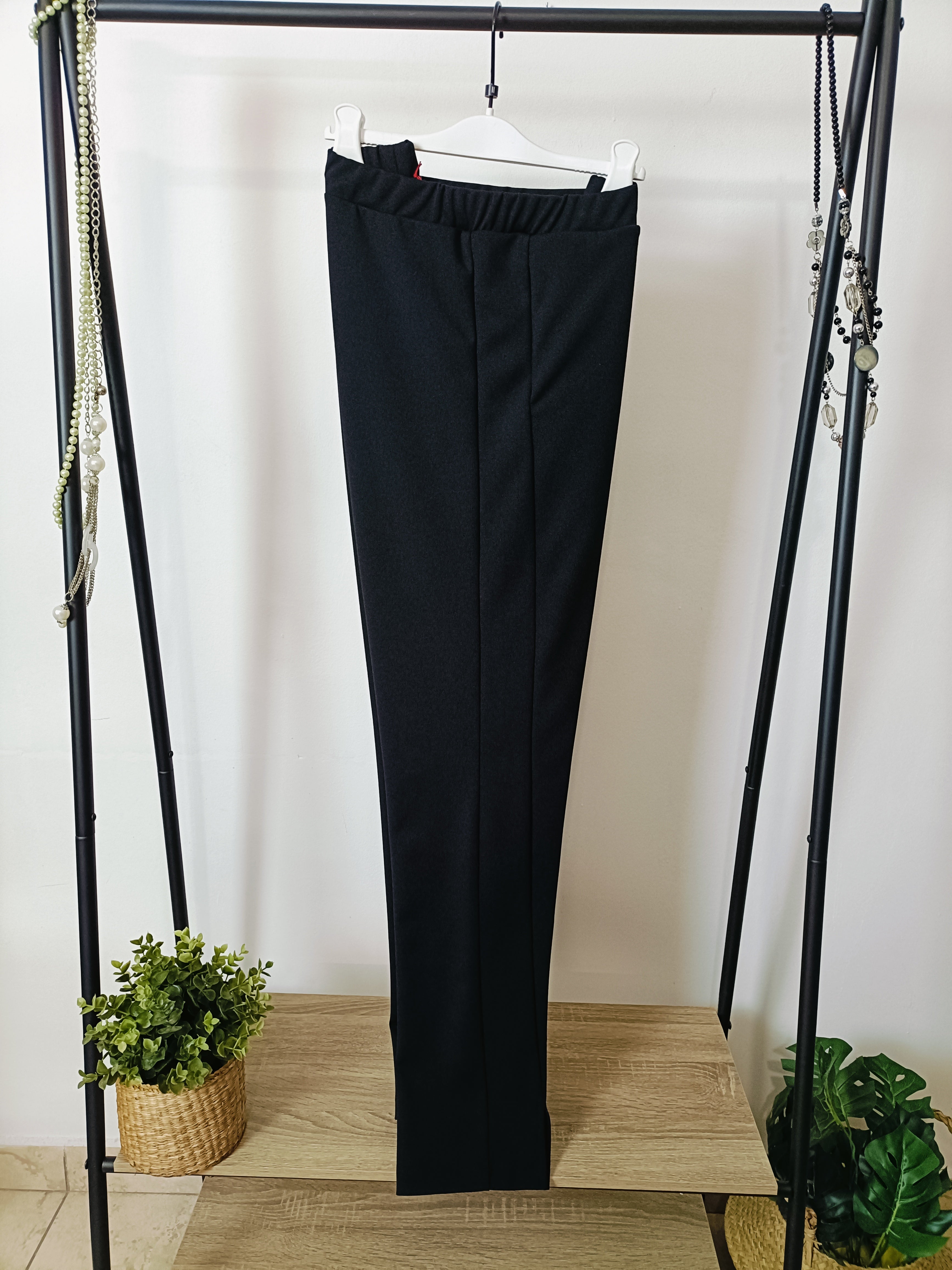 Pantalone crepè tasche