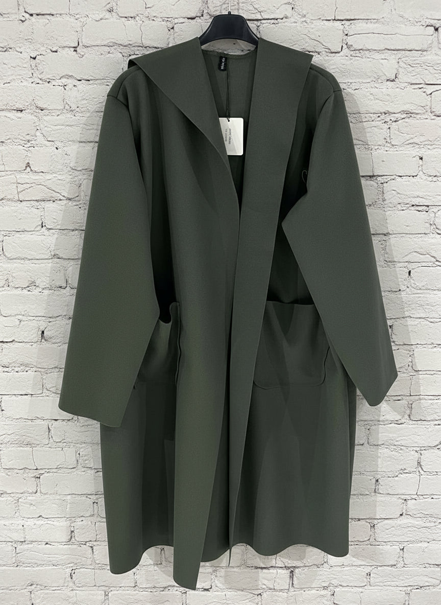 Maxi cappotto curvy con cappuccio