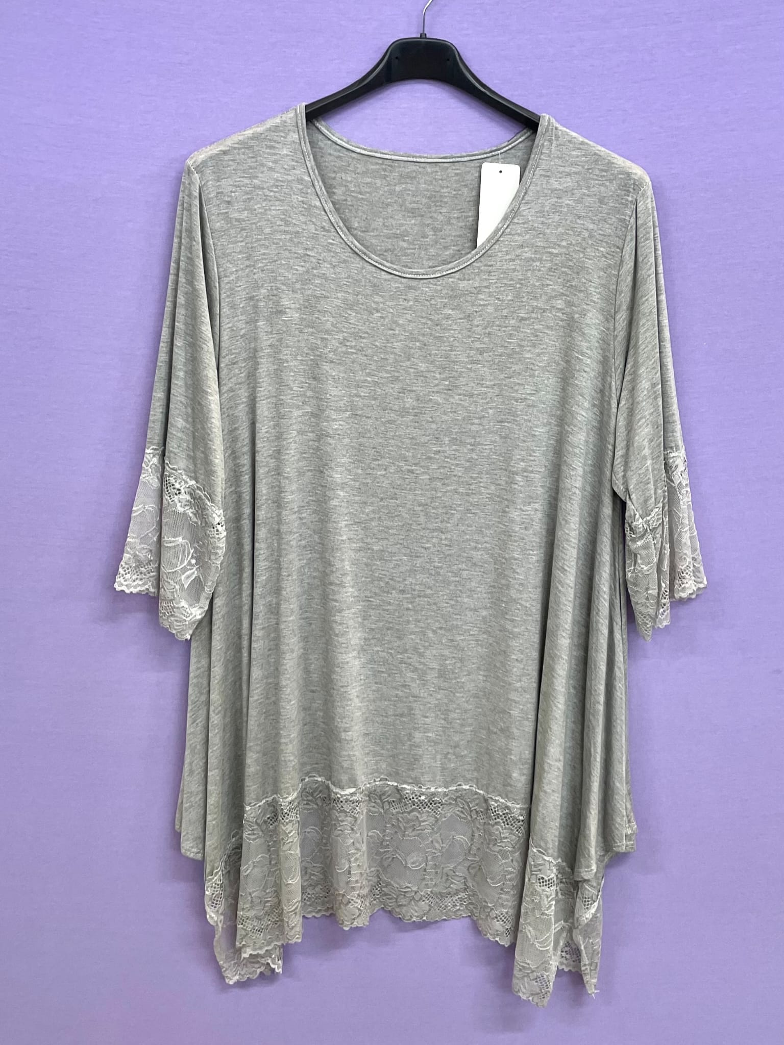 Maxi maglia grigia con pizzo curvy