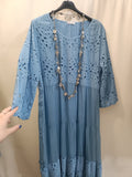 Abito azzurro seta e lino e viscosa sangallo taglie comode XL 4XL - Prima Fila Moda Curvy