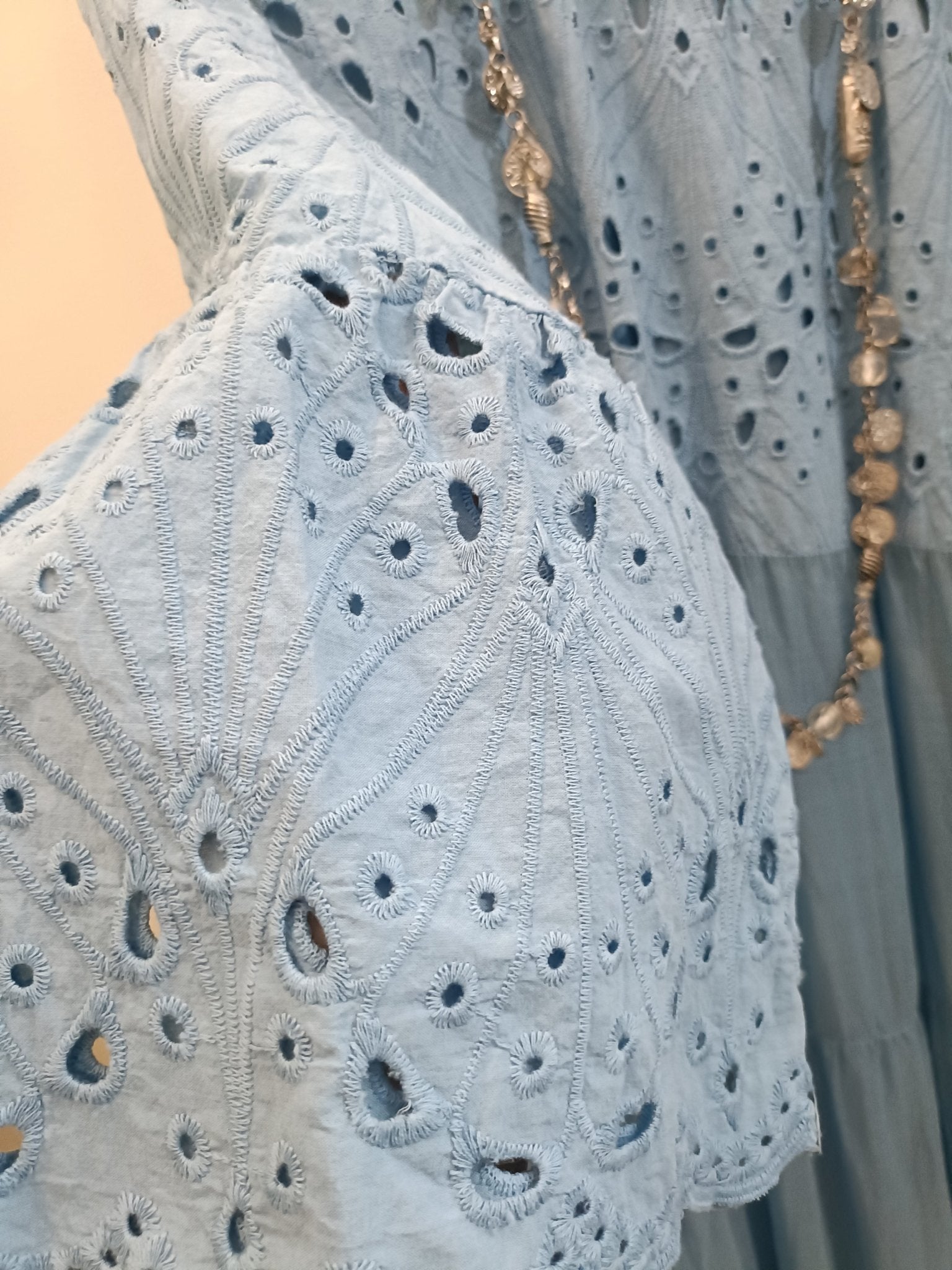 Abito azzurro seta e lino e viscosa sangallo taglie comode XL 4XL - Prima Fila Moda Curvy