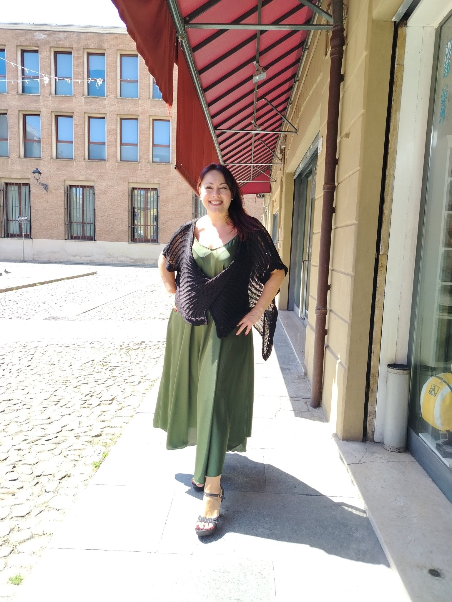 Abito curvy in raso taglie comode fino alla 4XL - Prima Fila Moda Curvy