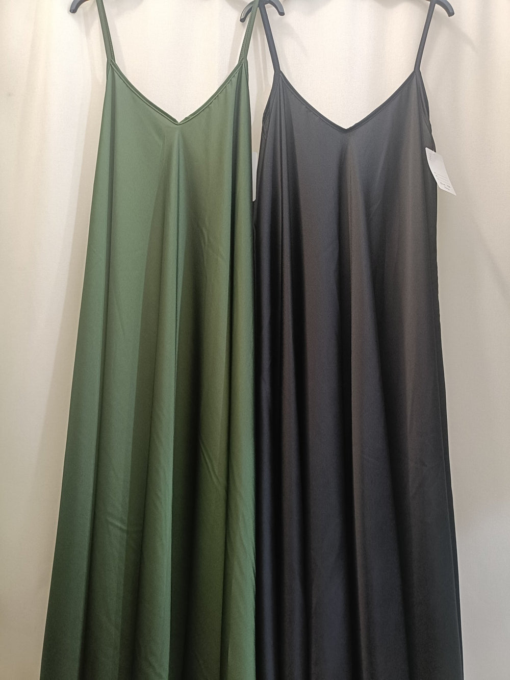Abito curvy in raso taglie comode fino alla 4XL