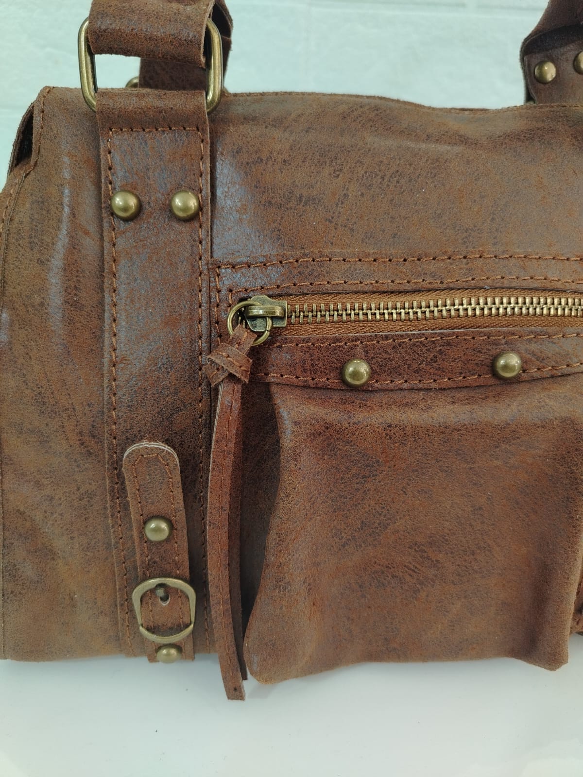 City bag media marrone in vera pelle
