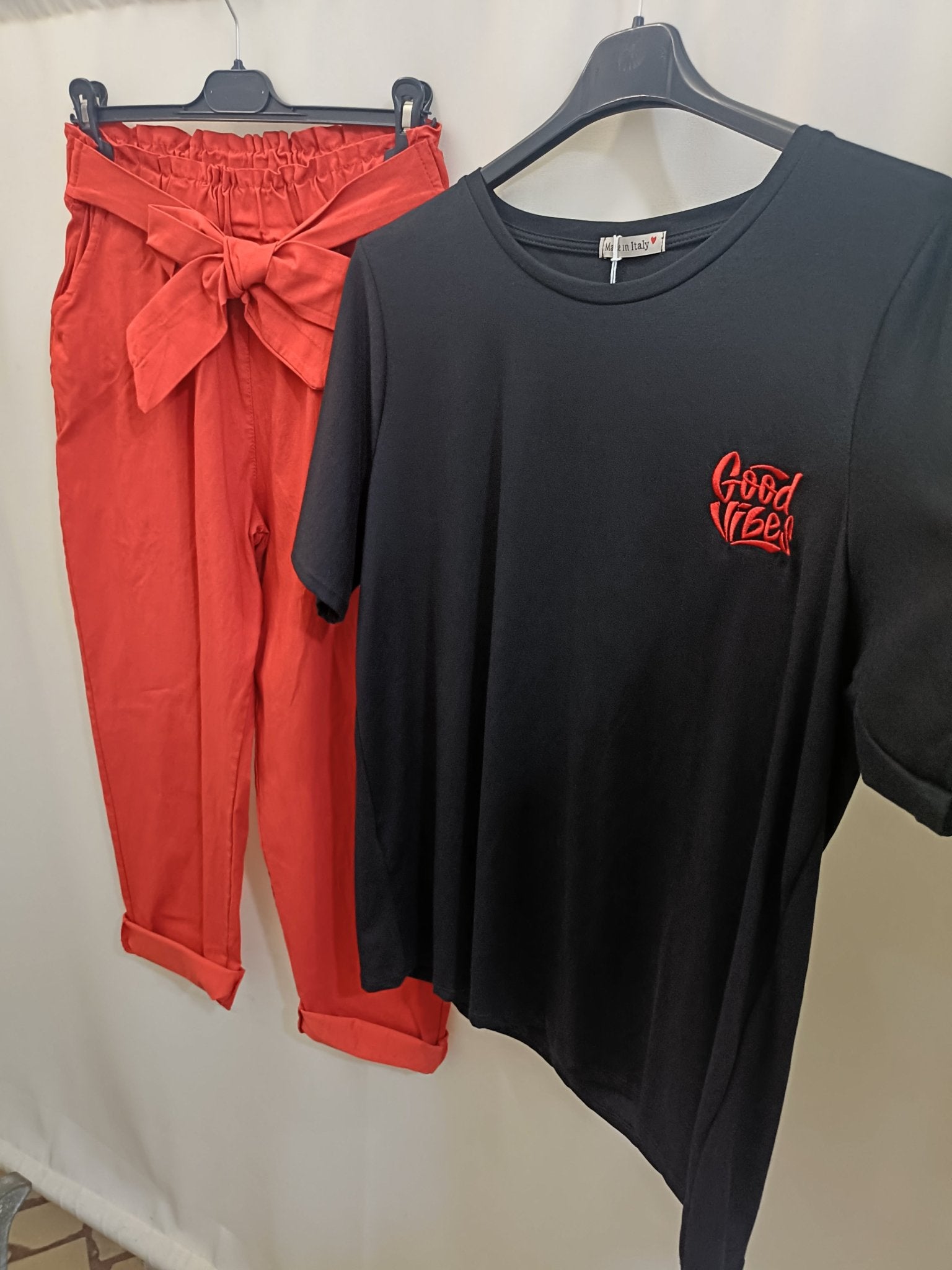 Completo coordinato Jeansetto fiocco e t-shirt cotone good vibes curvy - Prima Fila Moda Curvy