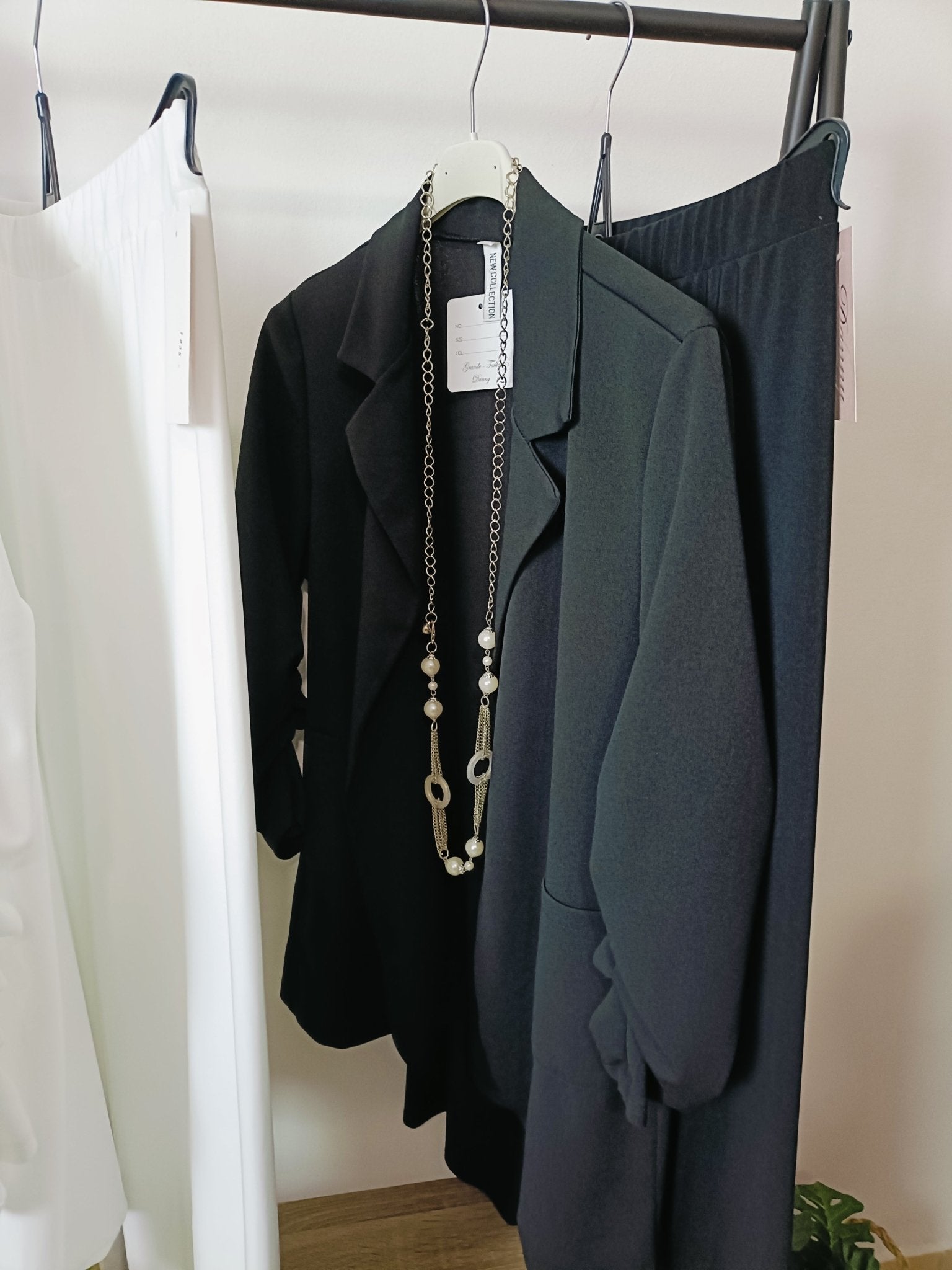 Completo tailleur curvy nero - Prima Fila Moda Curvy
