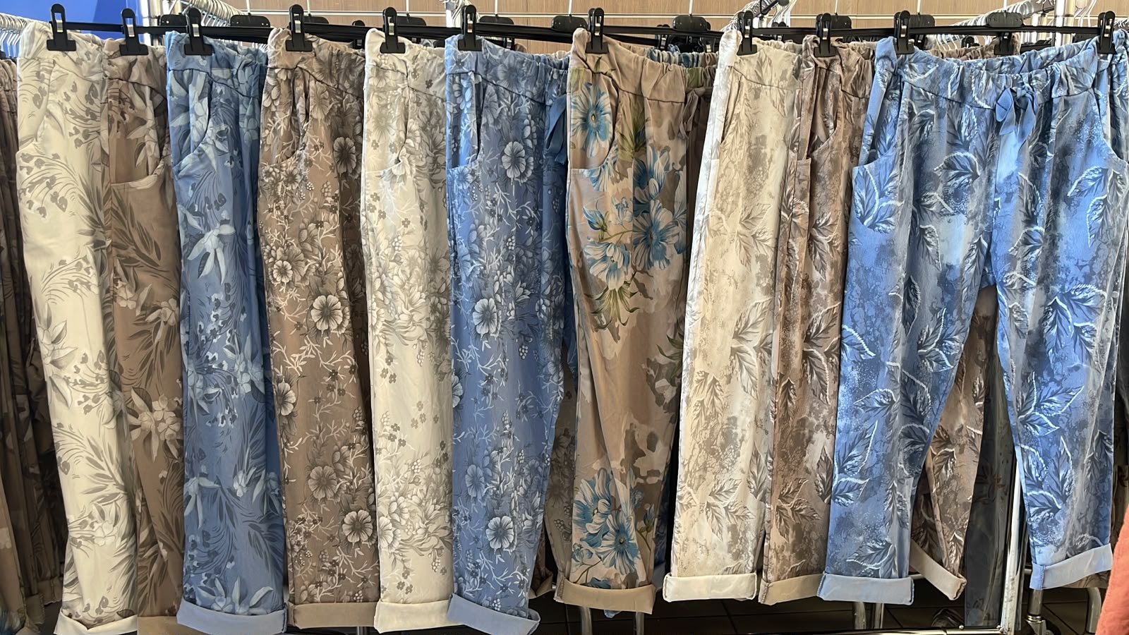 Jeansetto pantalone magico fantasia floreale curvy - Prima Fila Moda Curvy