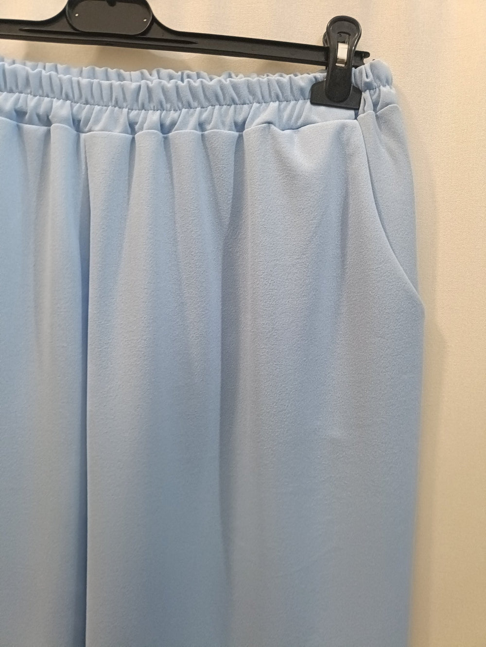 Pantalone con tasche ed elastico in vita curvy