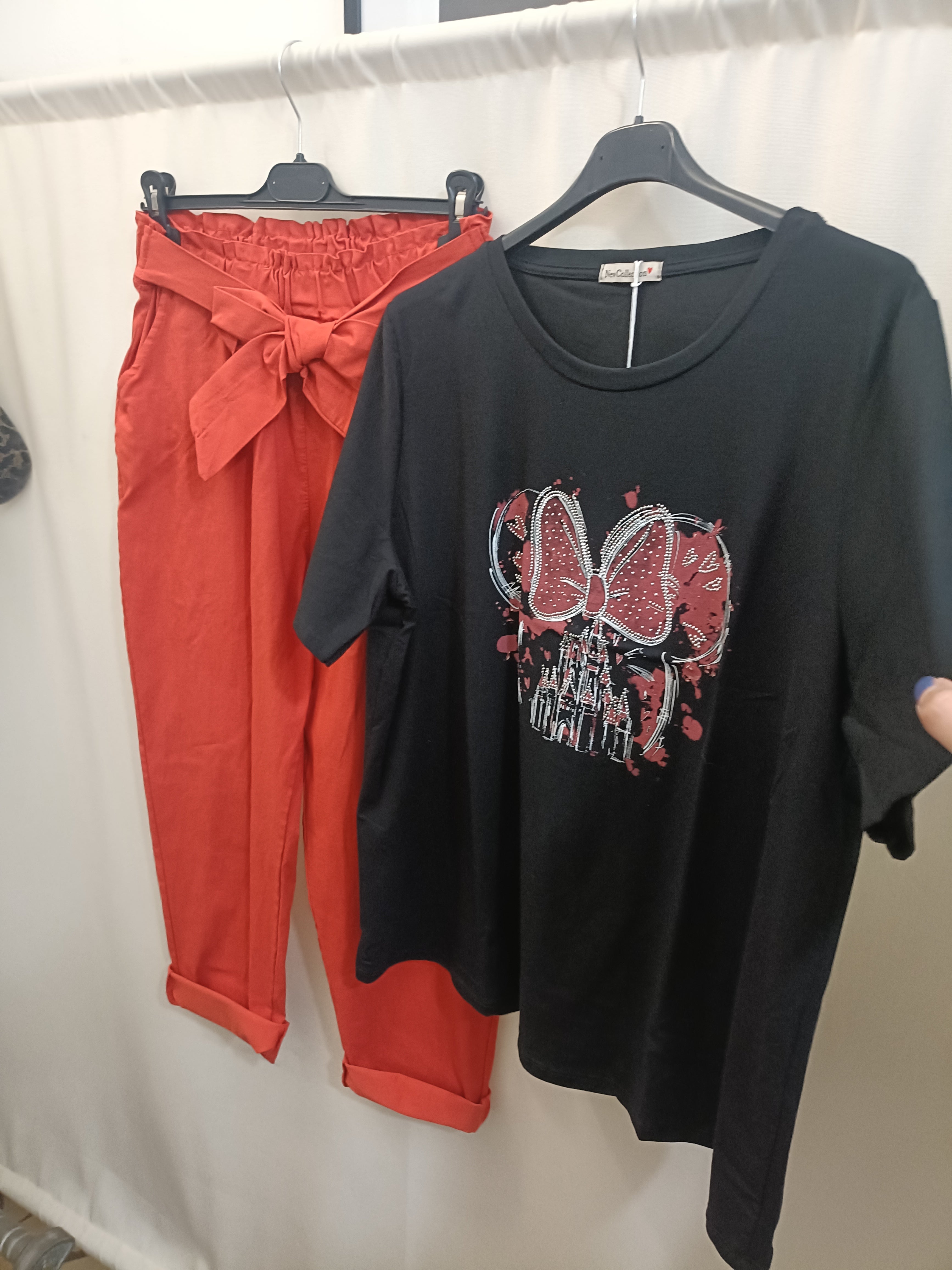 T-Shirt Donna "Magico Castello" con Strass – Nuova Collezione