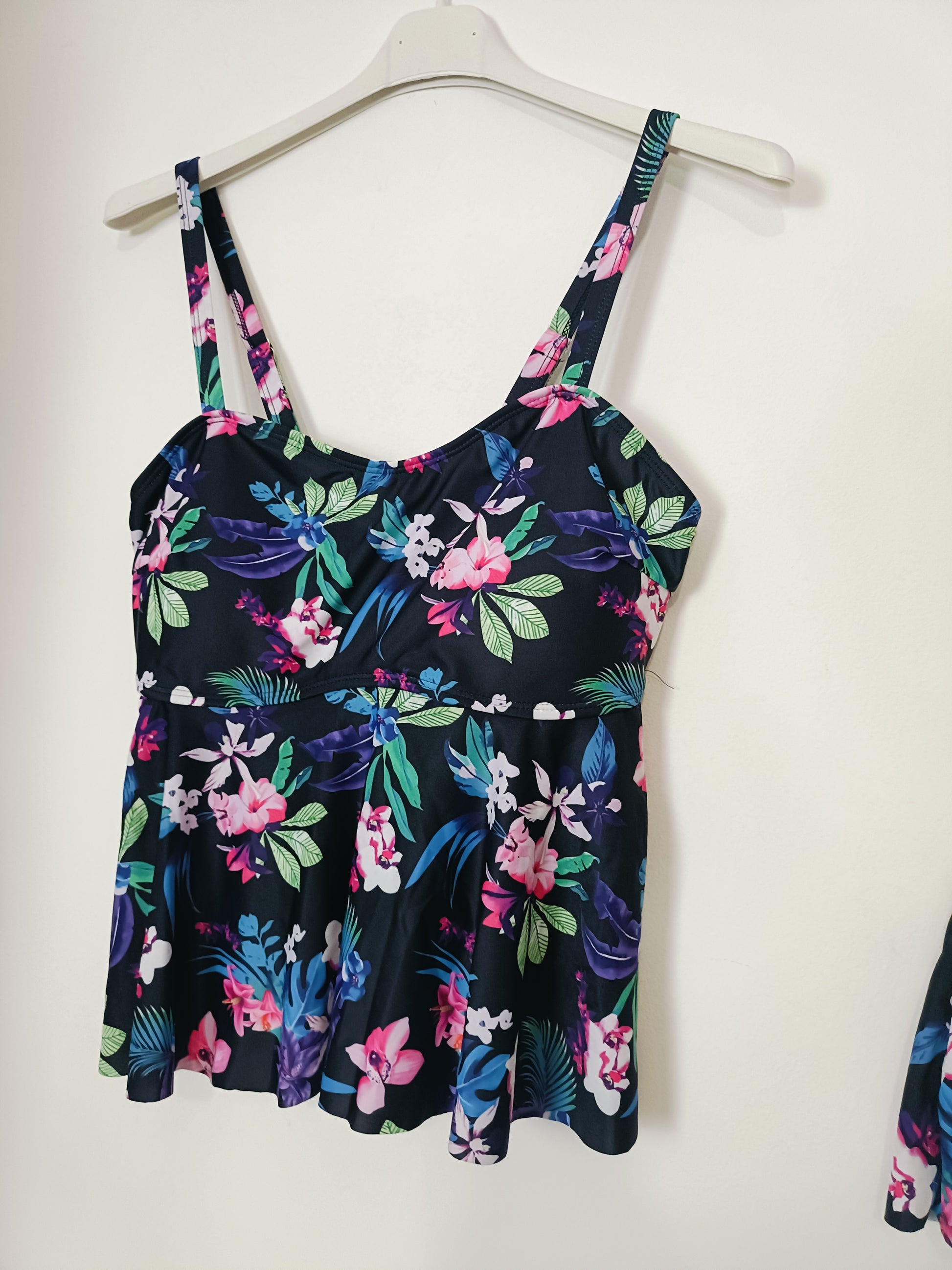 Tankini con slip gonnellino arricciato