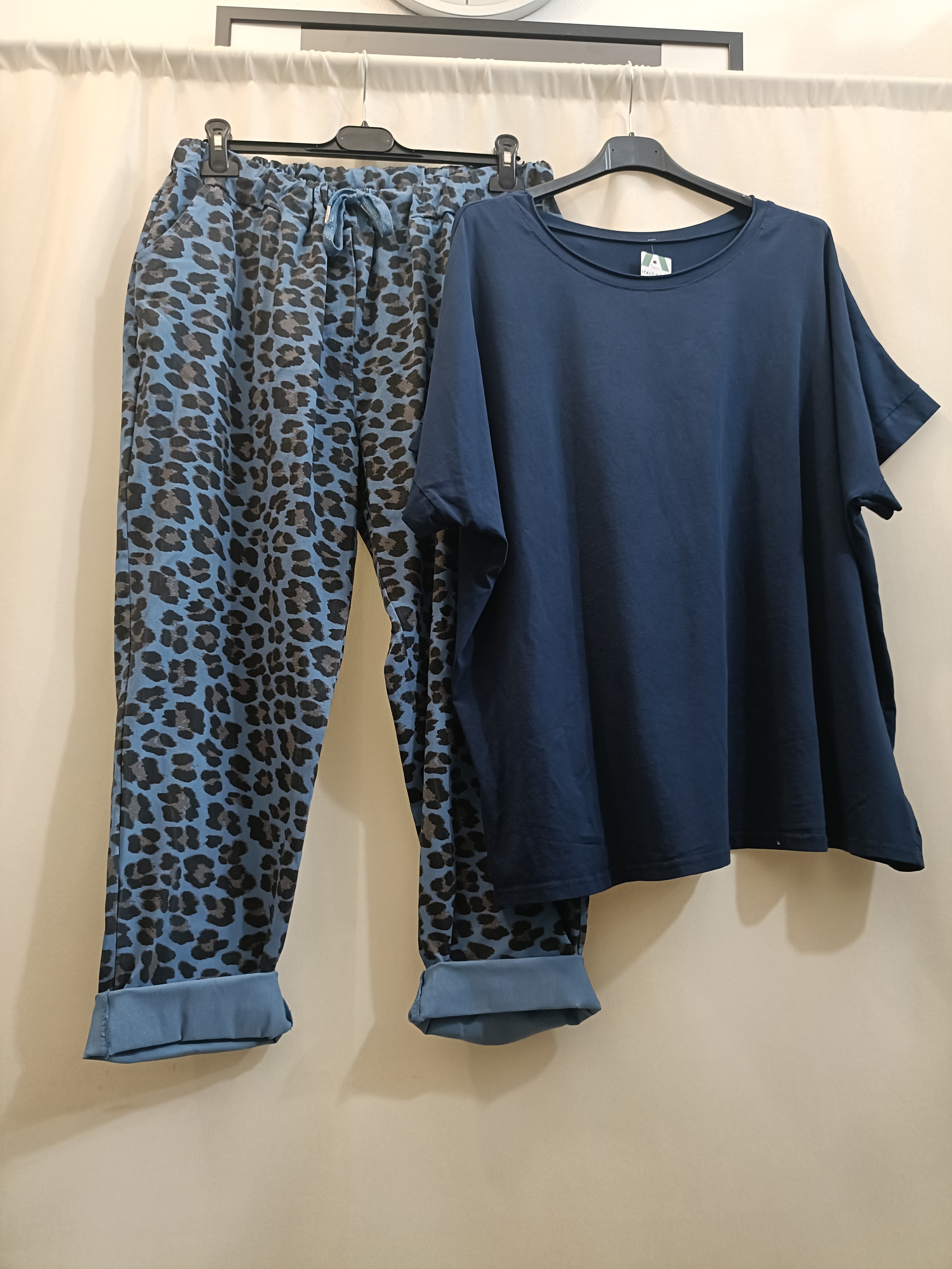 T-shirt curvy taglio morbido scollo tondo
