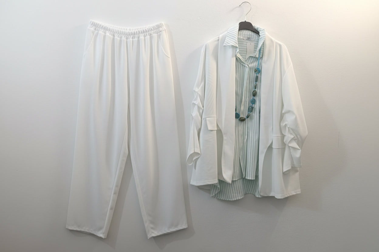 Tailleur Curvy bianco