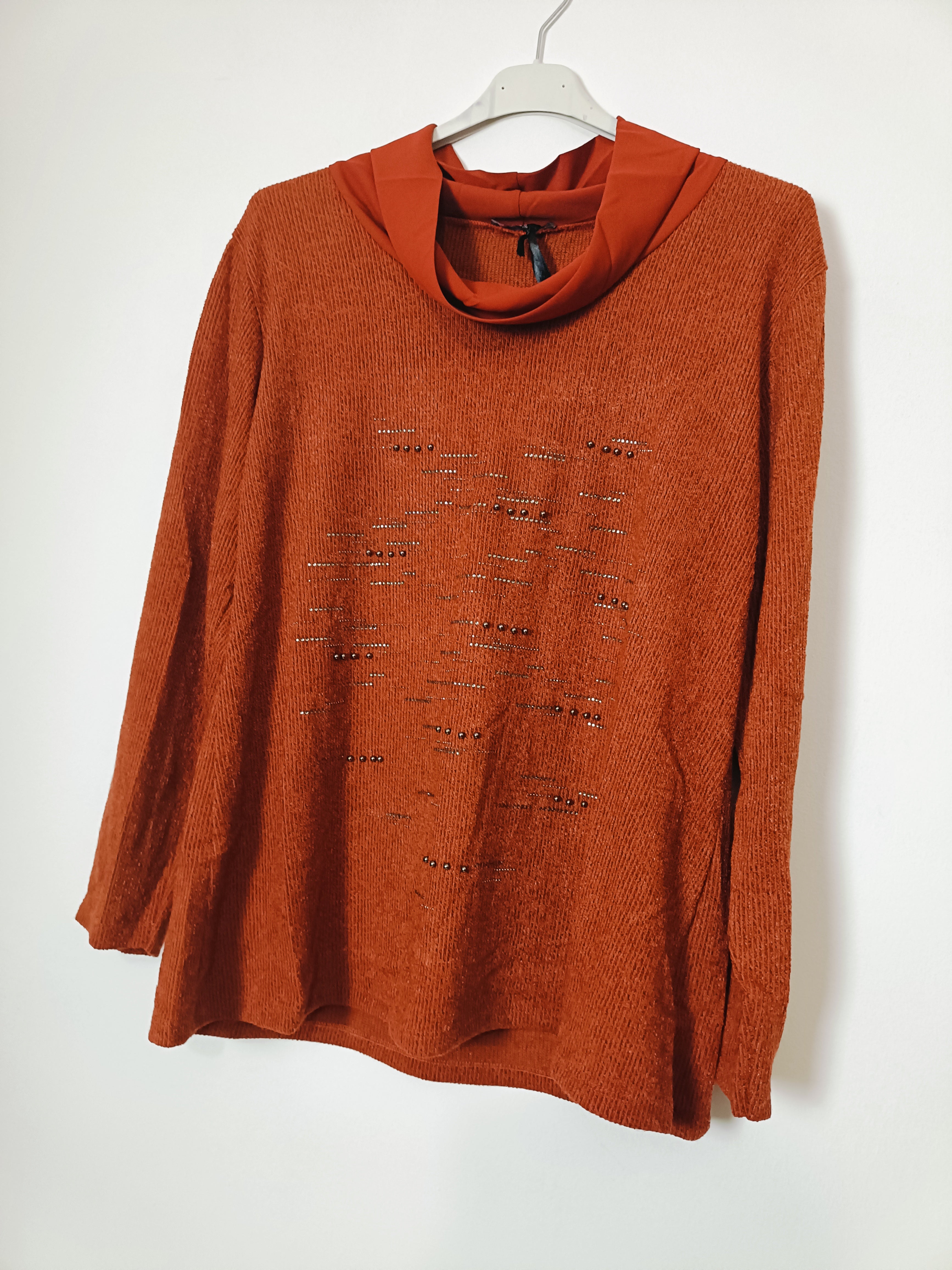 Maxi Maglia Exsy con applicazioni luminose curvy