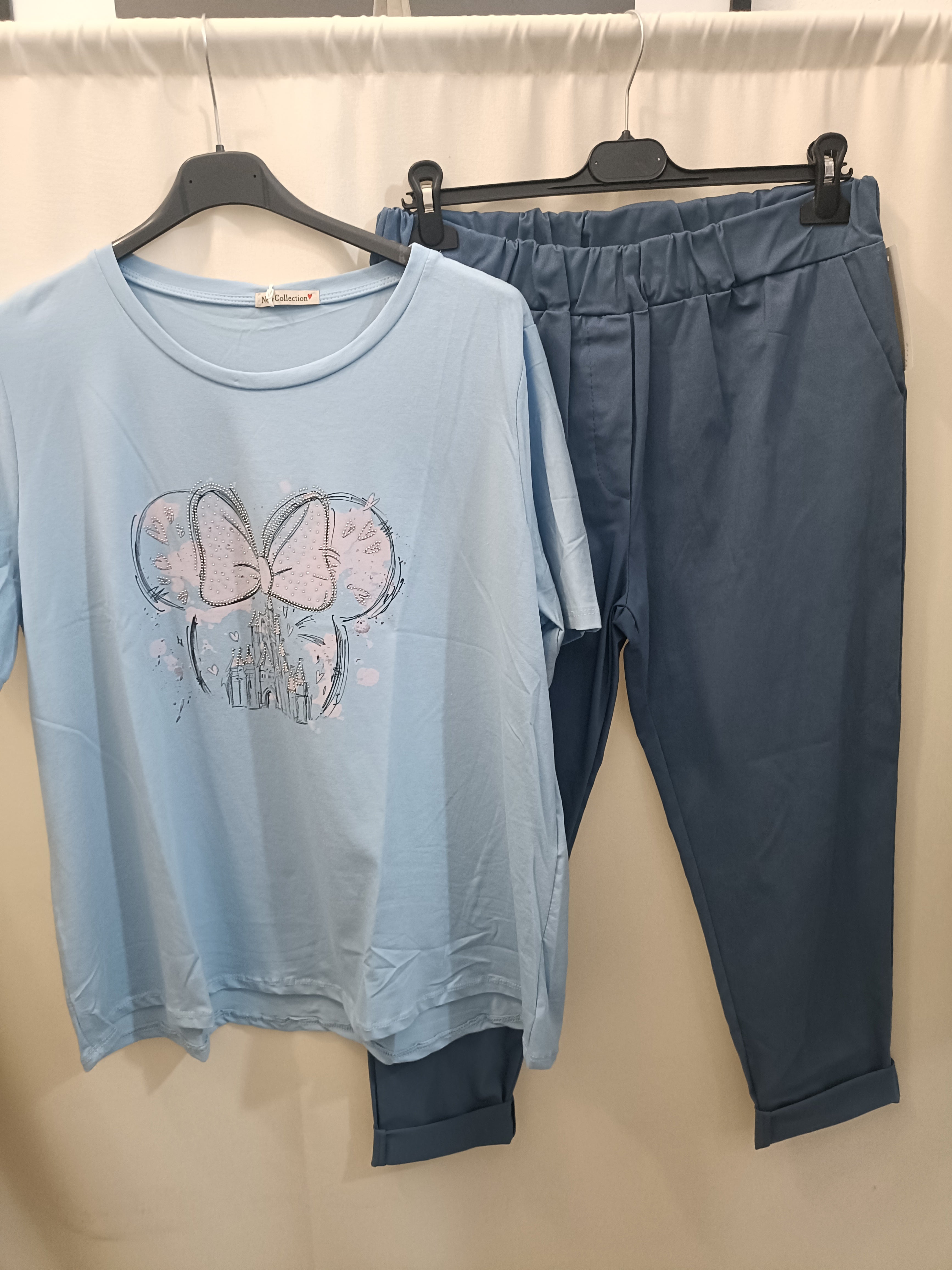 T-Shirt Donna "Magico Castello" con Strass – Nuova Collezione