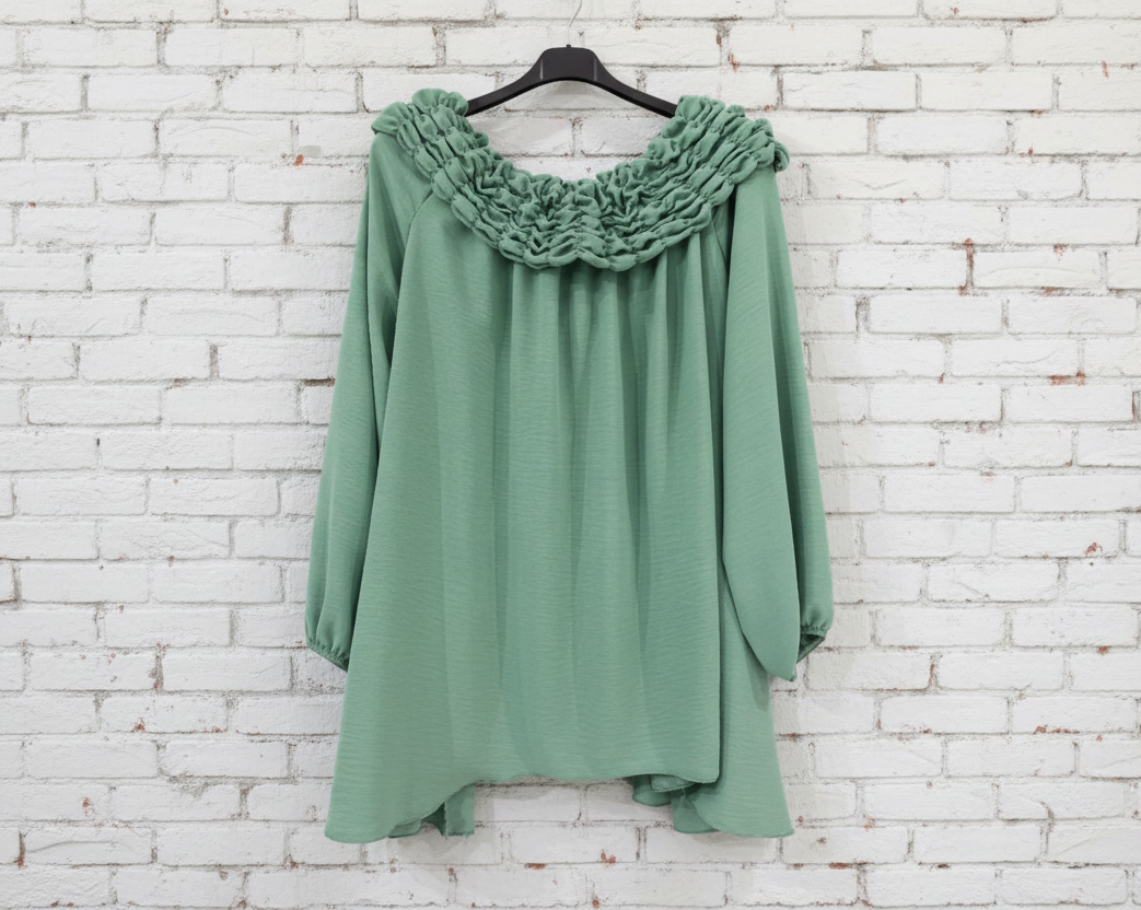 Maxi maglia collo frou frou curvy