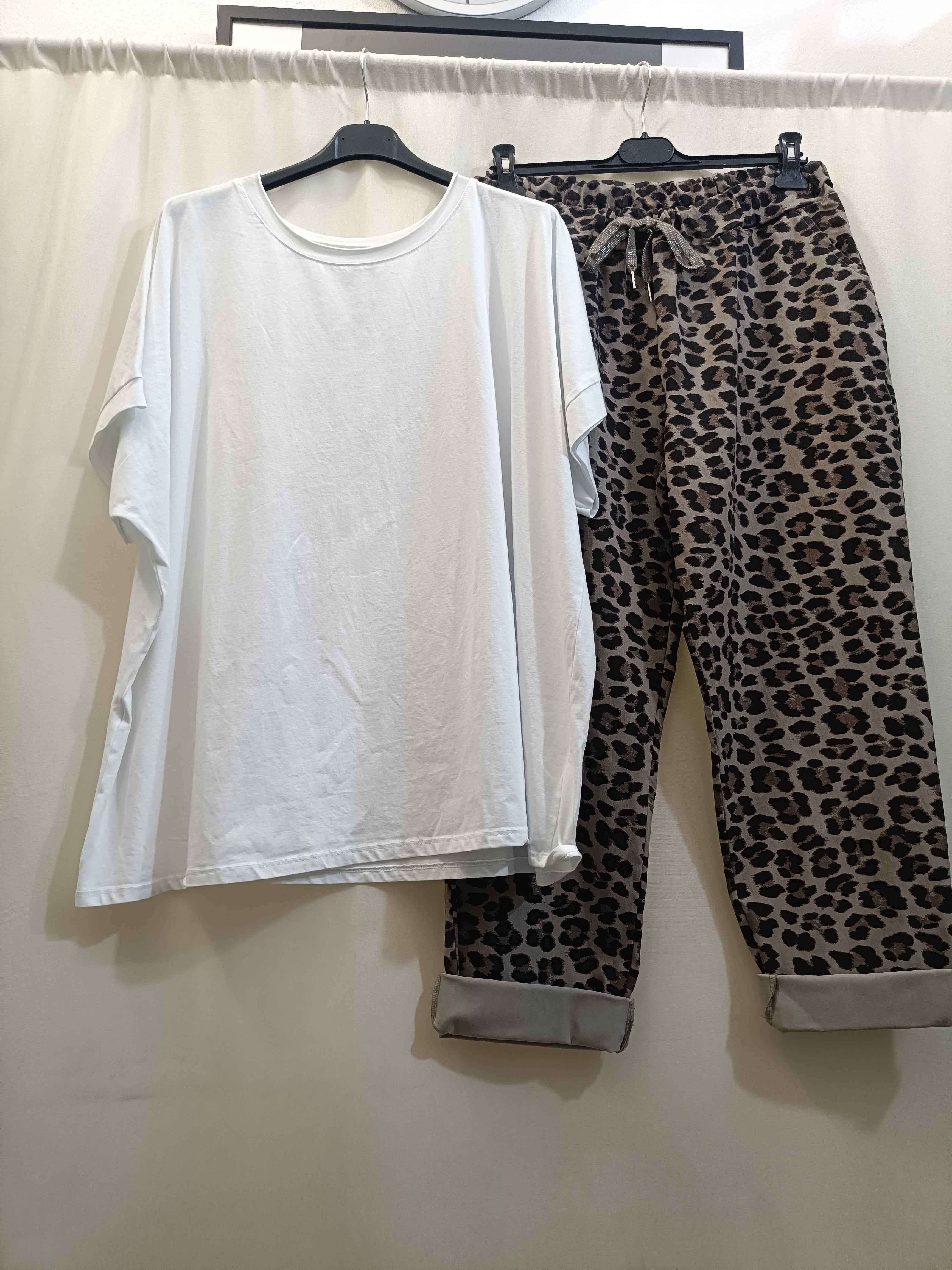 T-shirt curvy taglio morbido scollo tondo