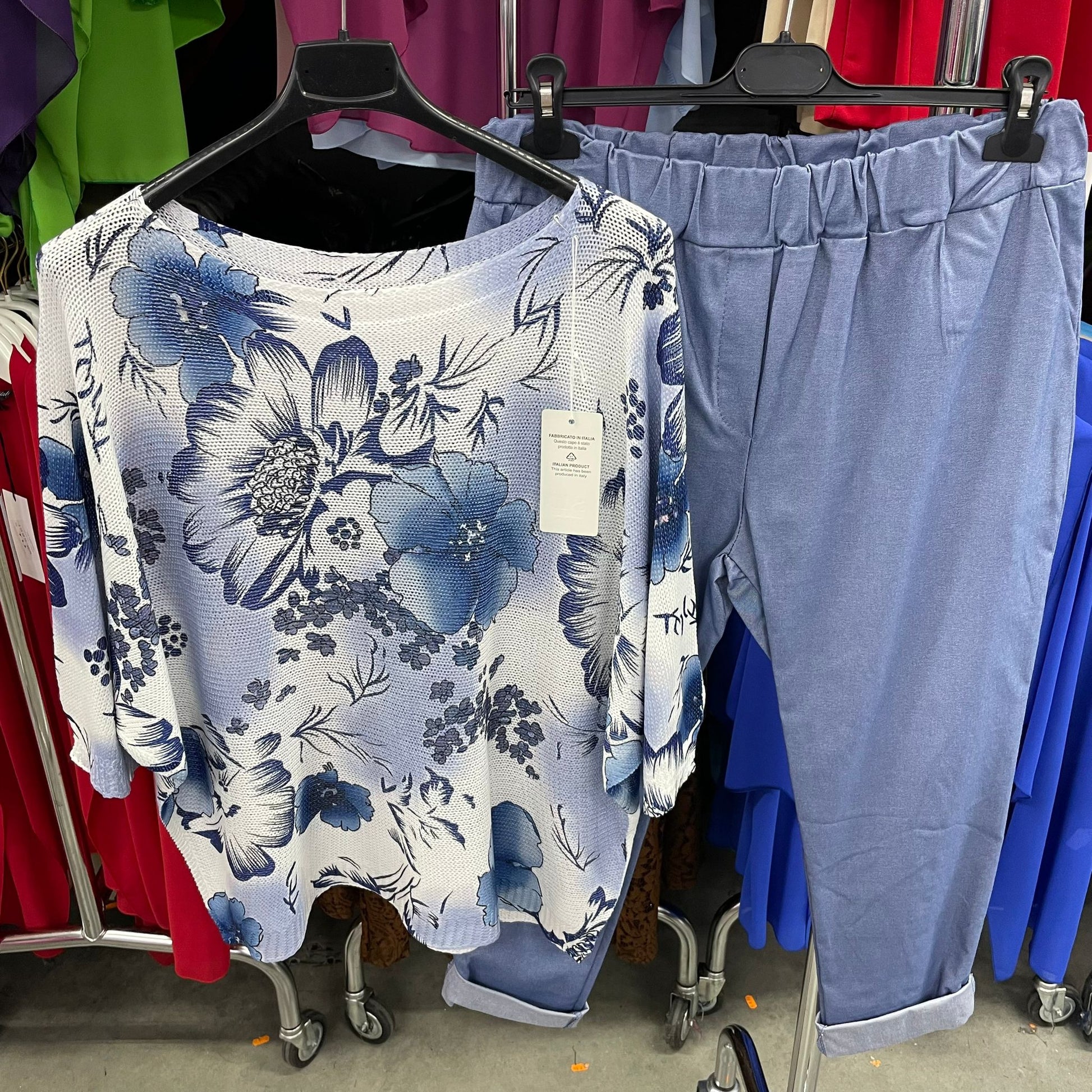 Completo Jeansetti e blusa