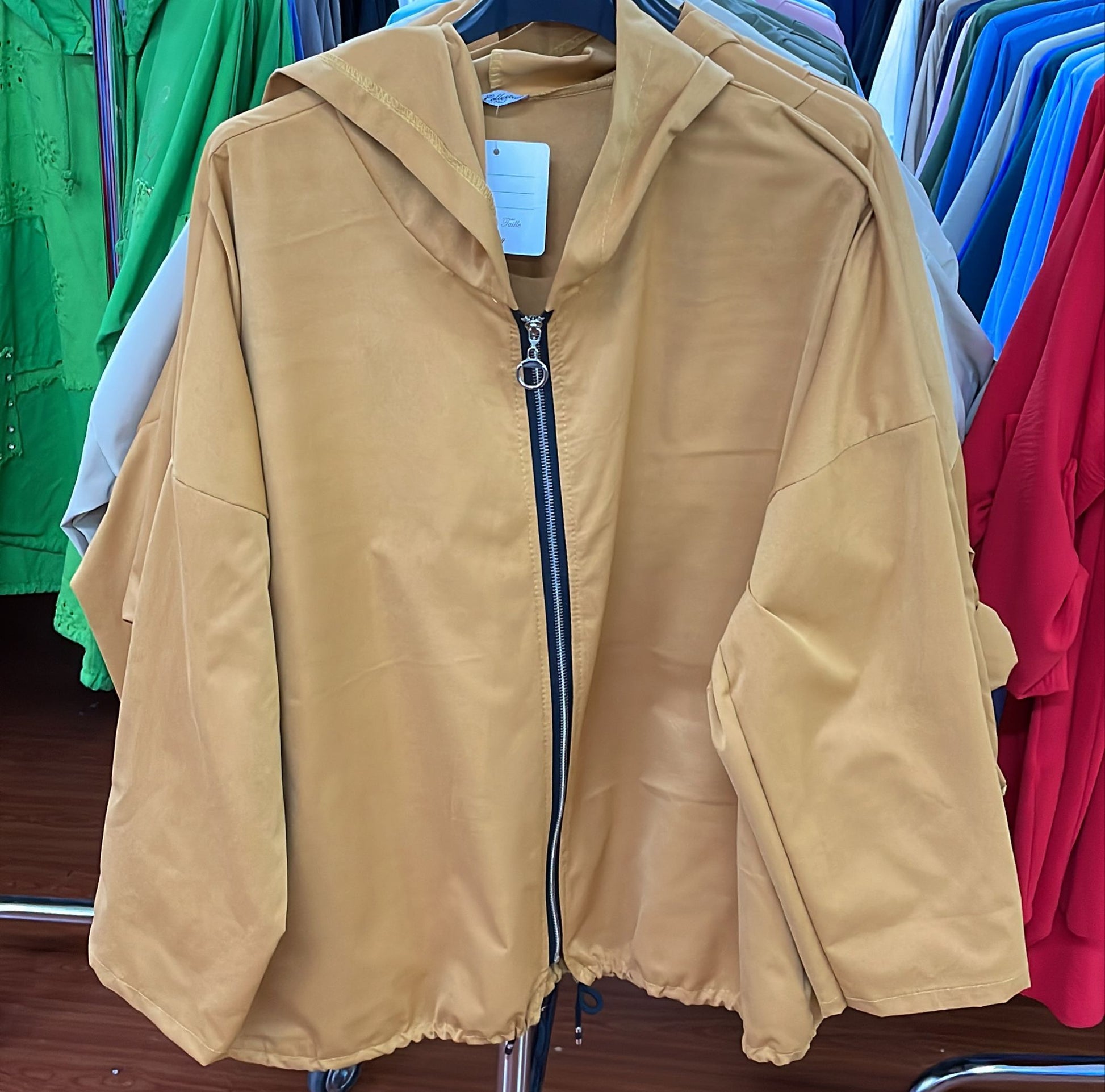 Impermeabile ceratino curvy