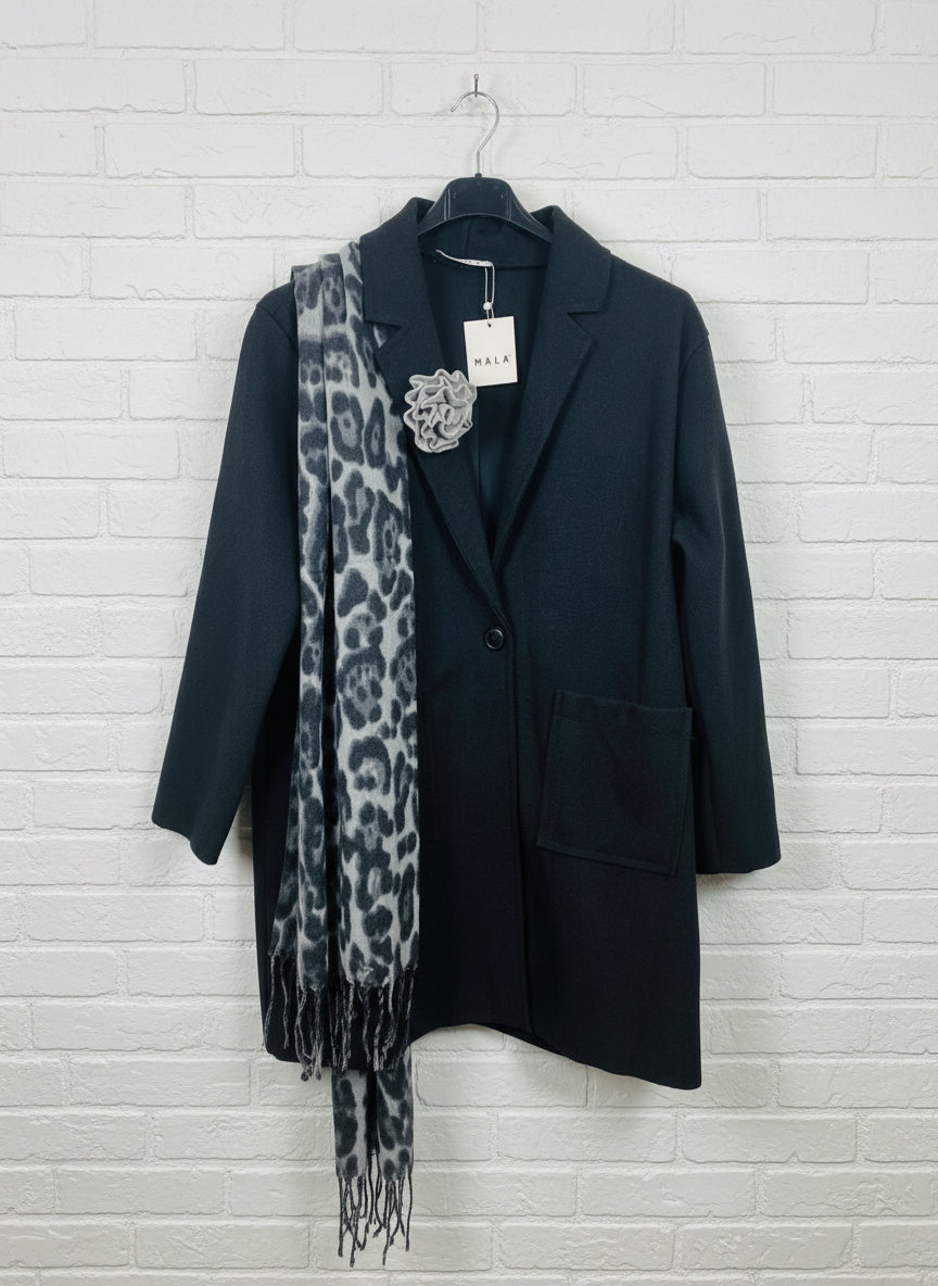 Set cappotto sciarpa e spilla in lana cotta