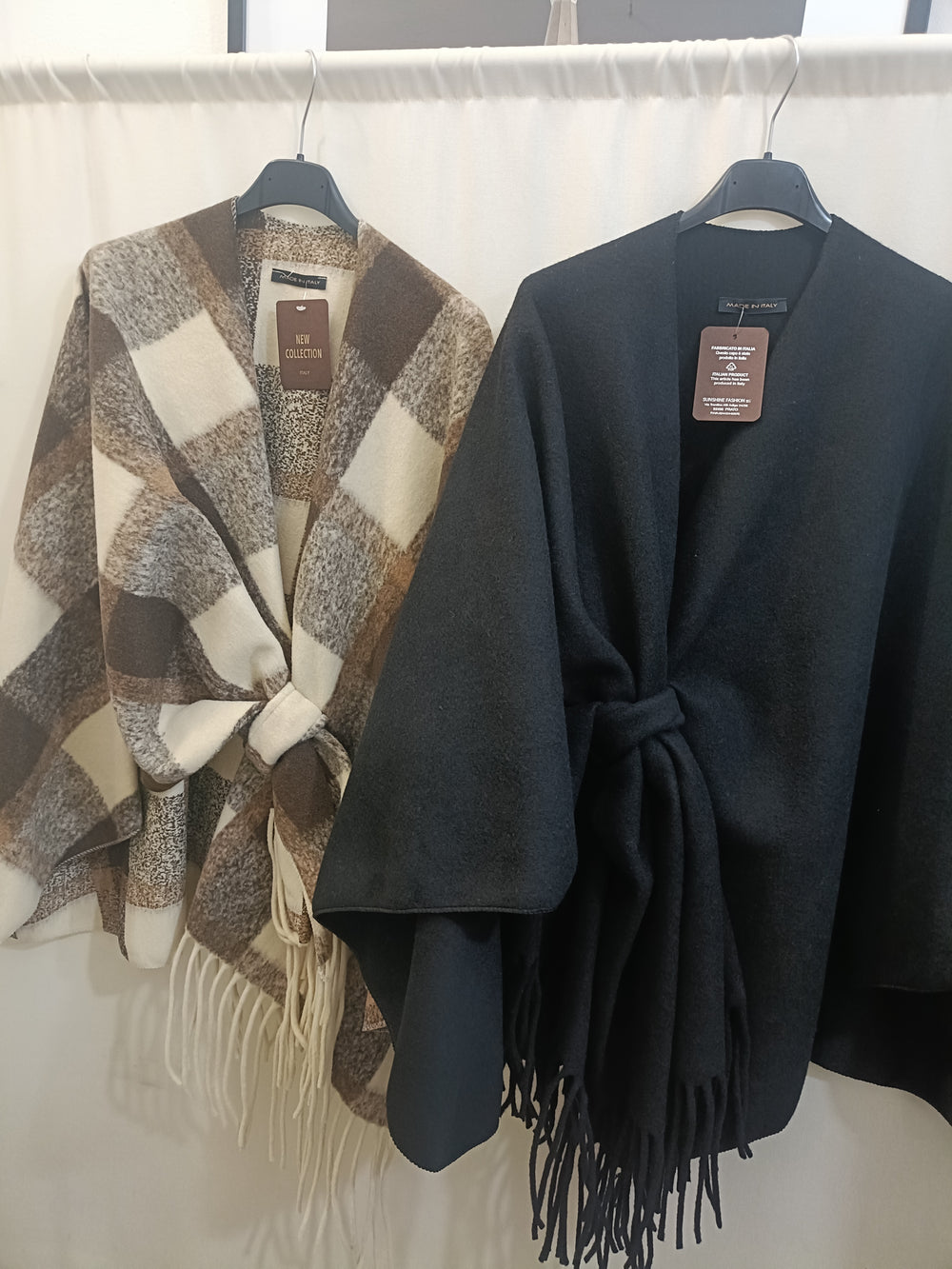 Mantella cappotto con frange