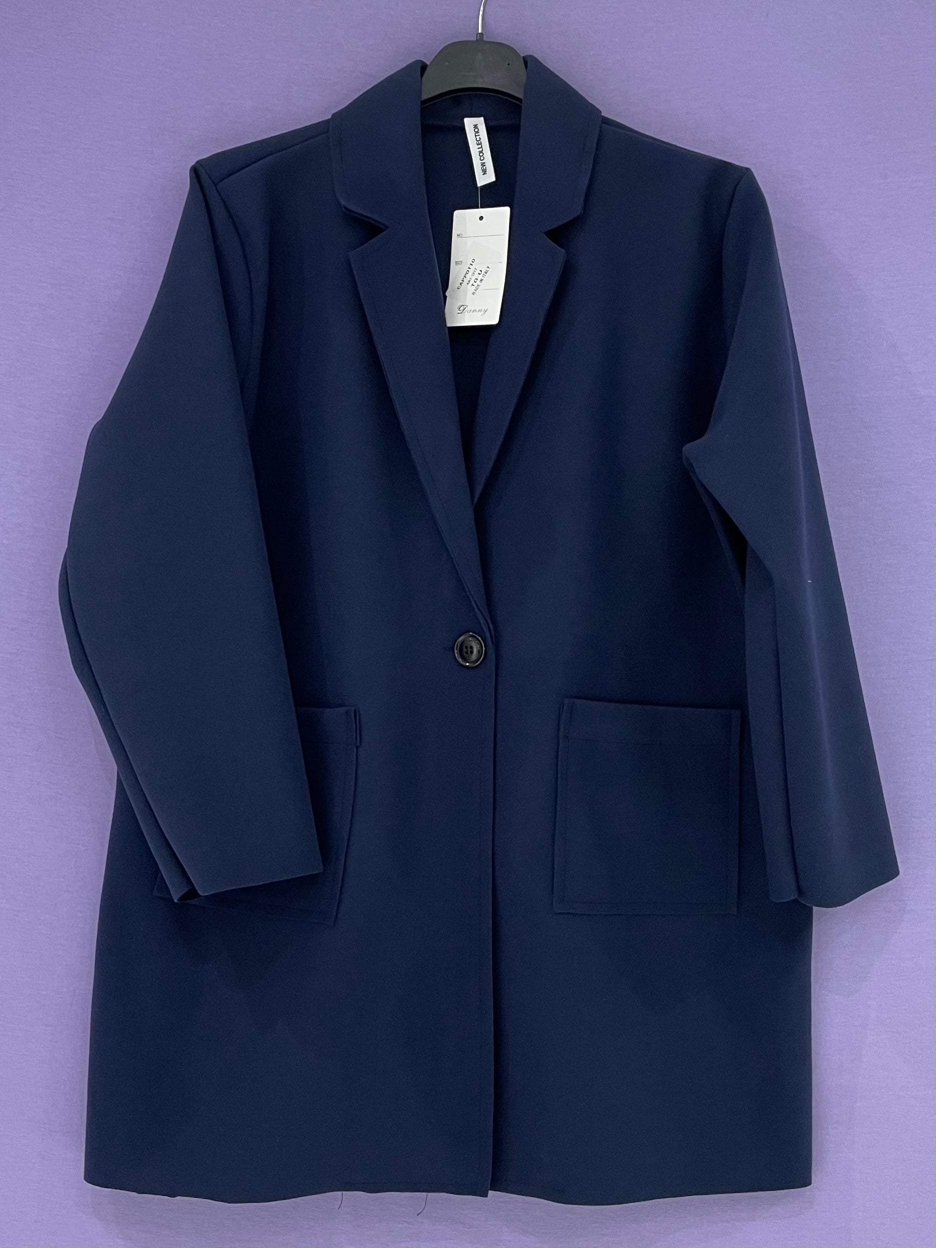 Cappotto corto curvy