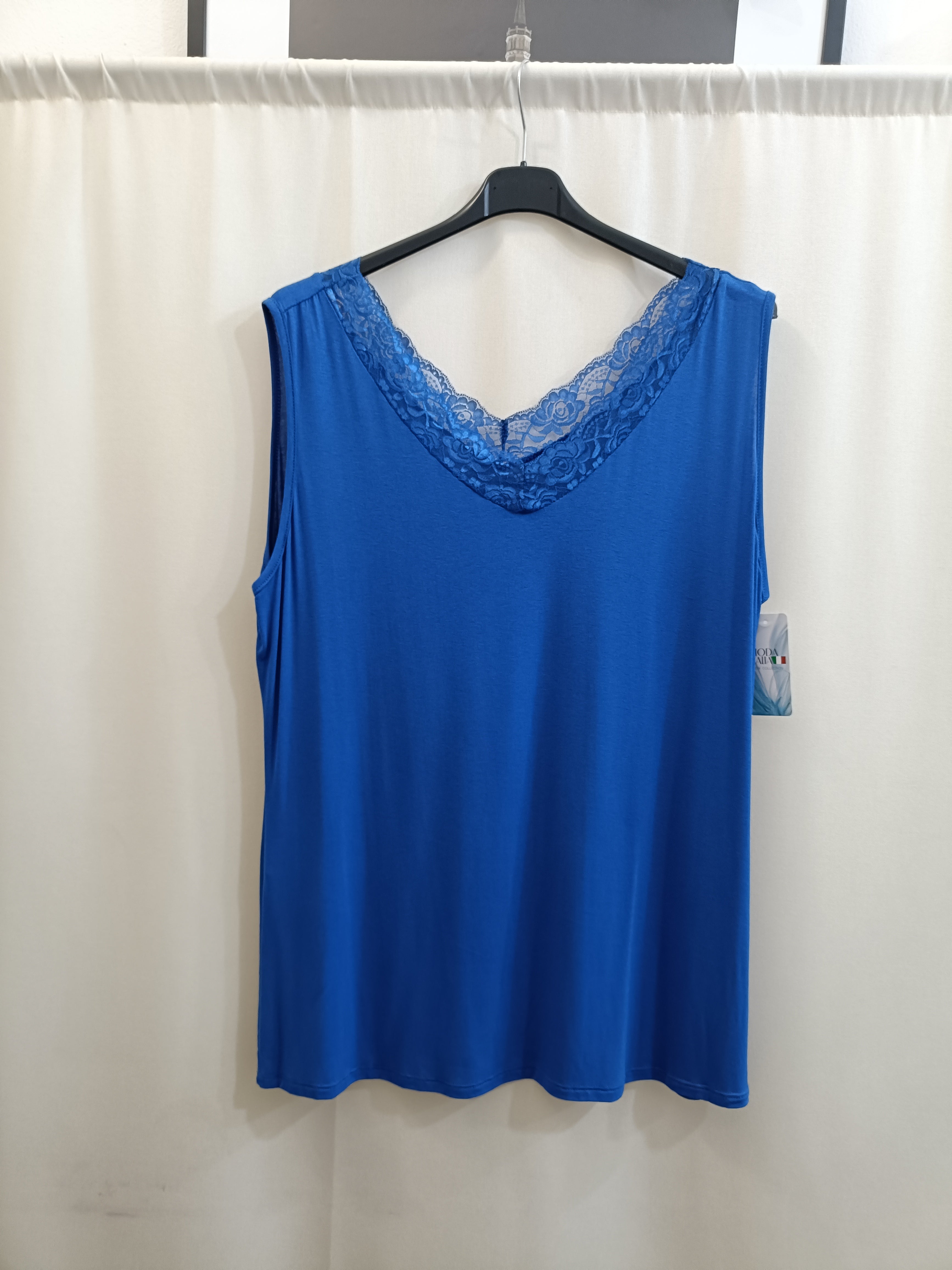 Top Royal con scollo in pizzo - taglie comode