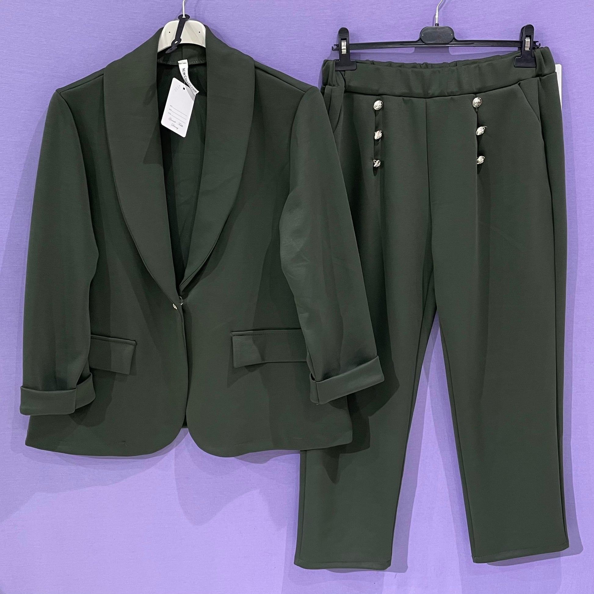 Tailleur bottoni decorativi curvy