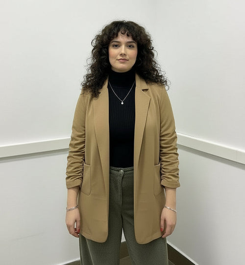 Blazer Basico Manica arricciata