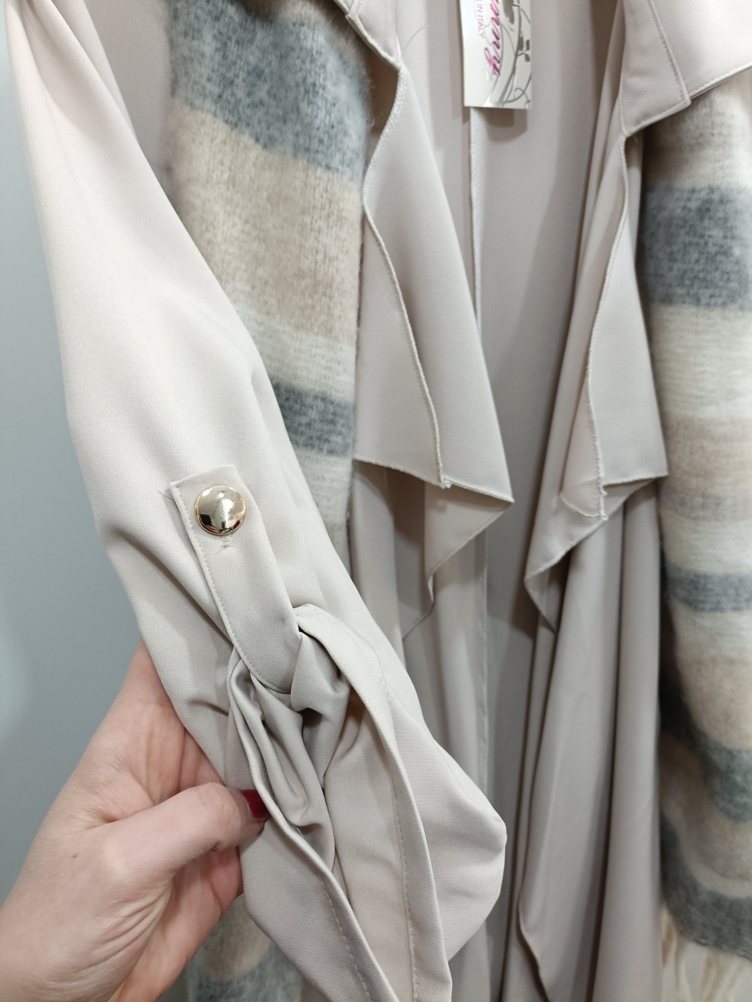 Trench Crema con bottoni oro - taglie comode - Prima Fila Moda Curvy