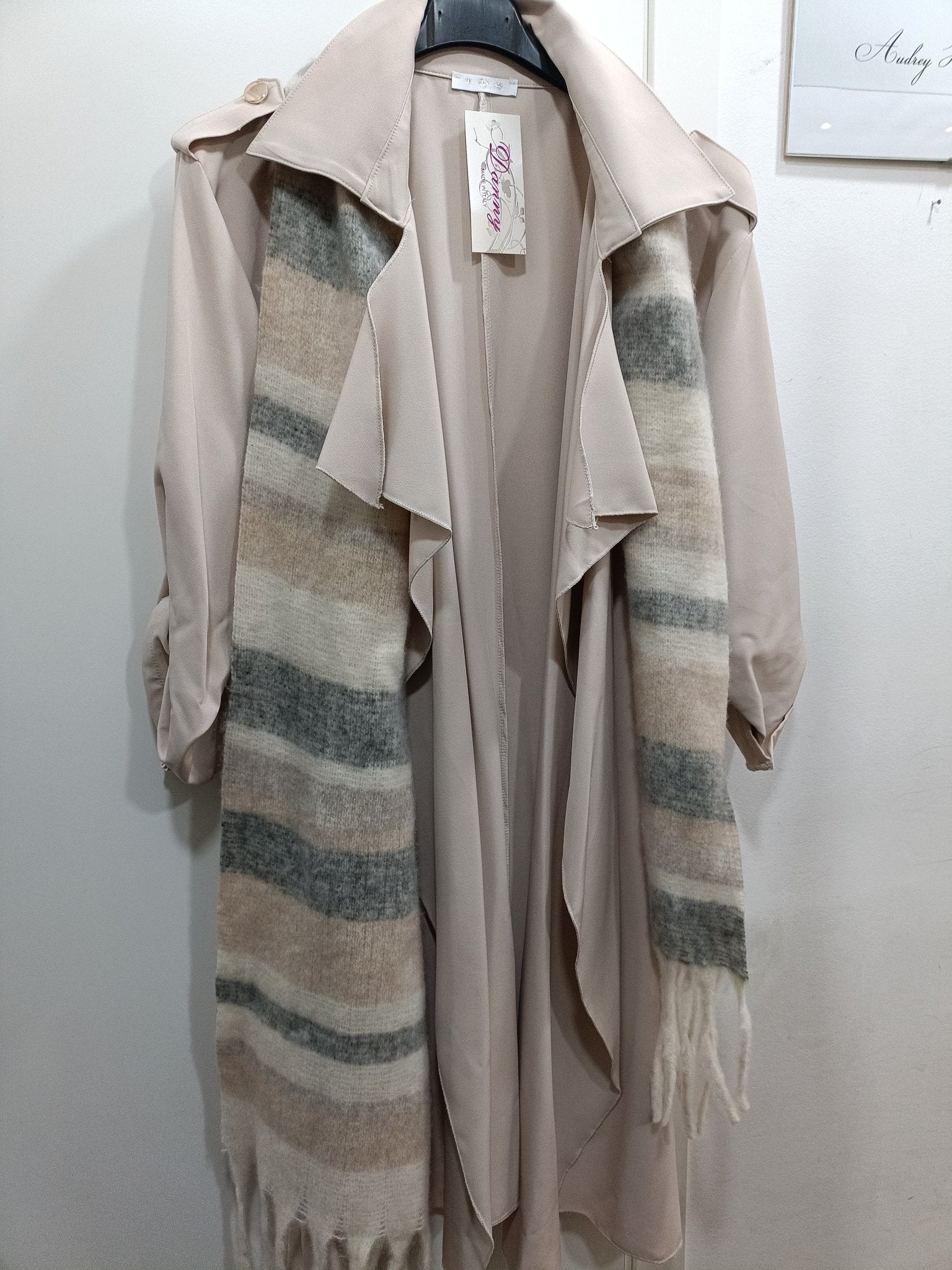 Trench Crema con bottoni oro - taglie comode - Prima Fila Moda Curvy
